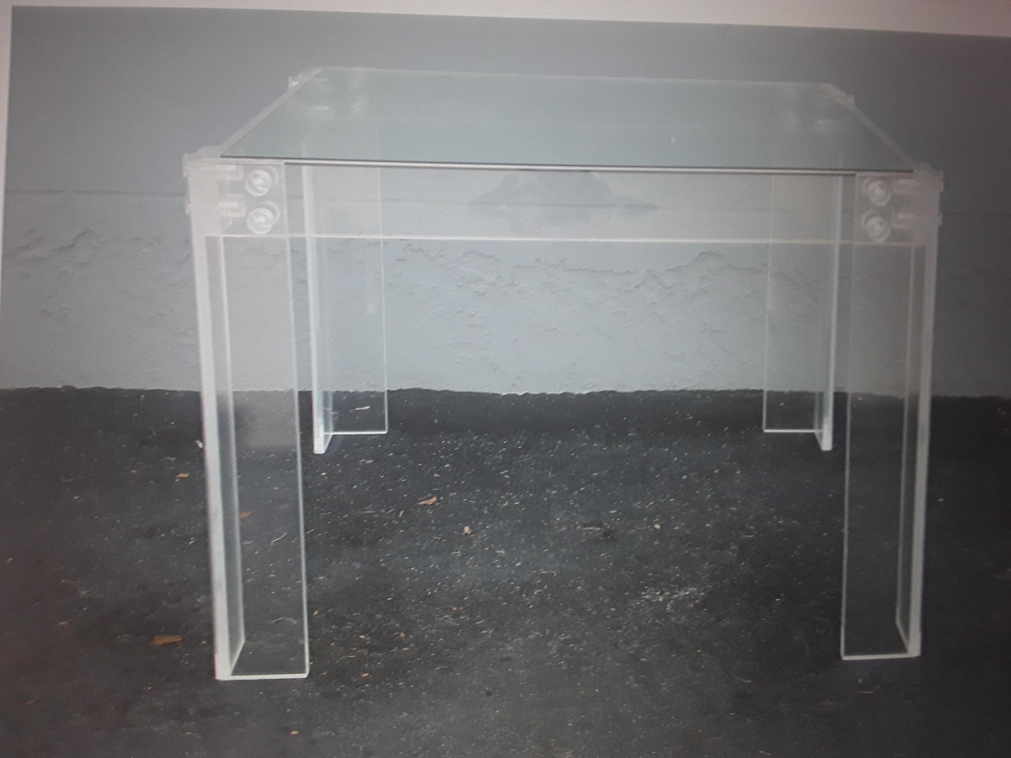 Mid-Century Modern 1960's Mid Century Modern Lucite  Dining Table For Sale