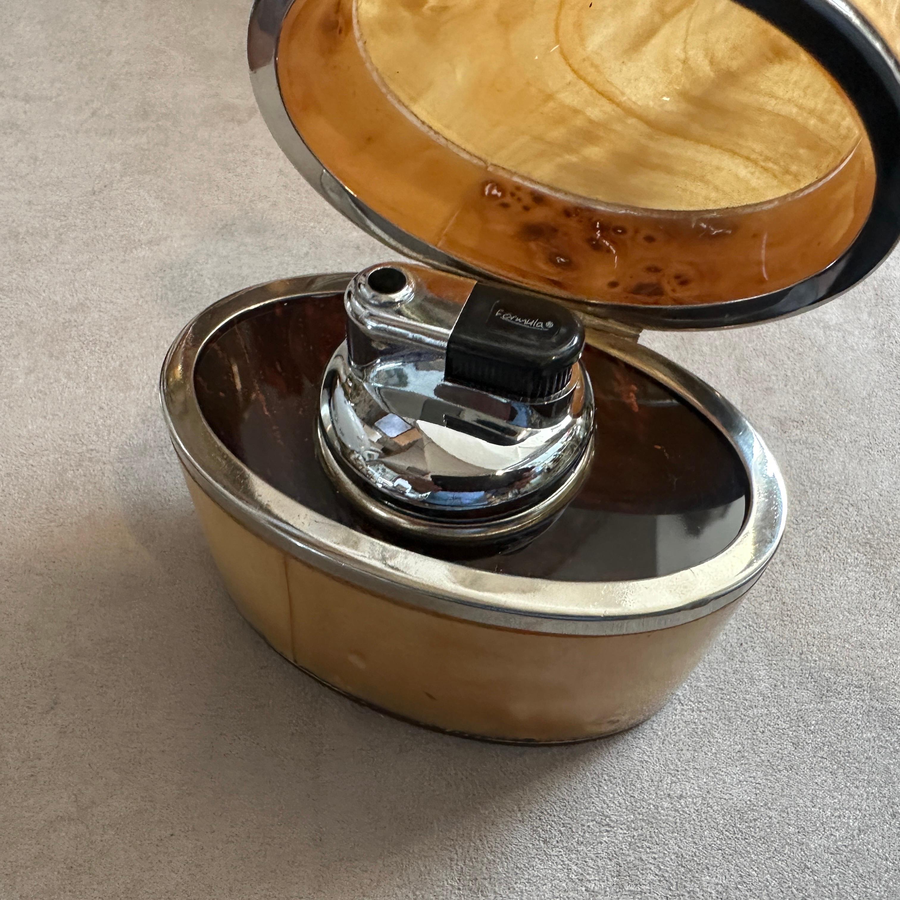 1960s MId-Century Modern Lucite Oval Italian Table Lighter Lighter 7