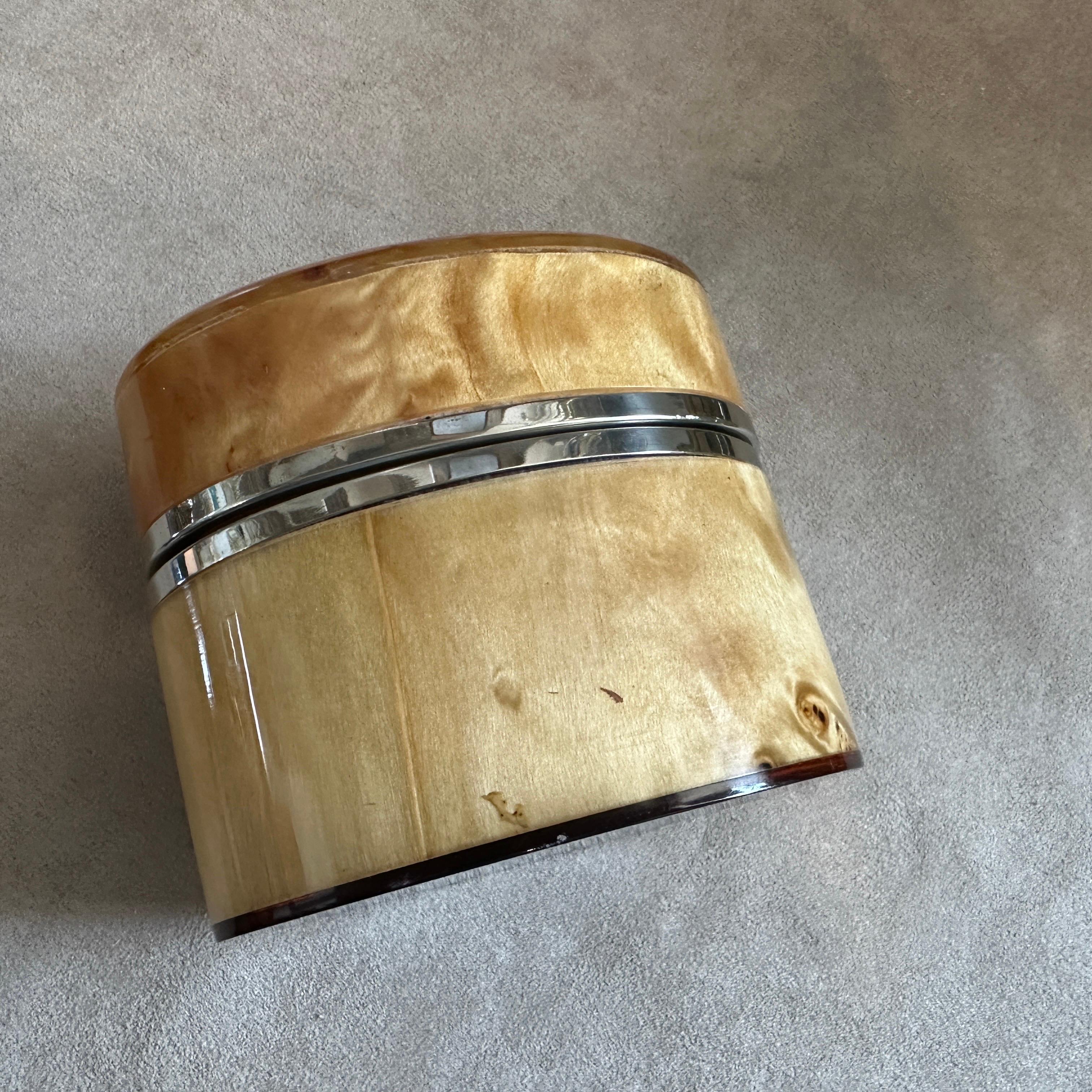 Mid-Century Modern 1960s MId-Century Modern Lucite Oval Italian Table Lighter Lighter