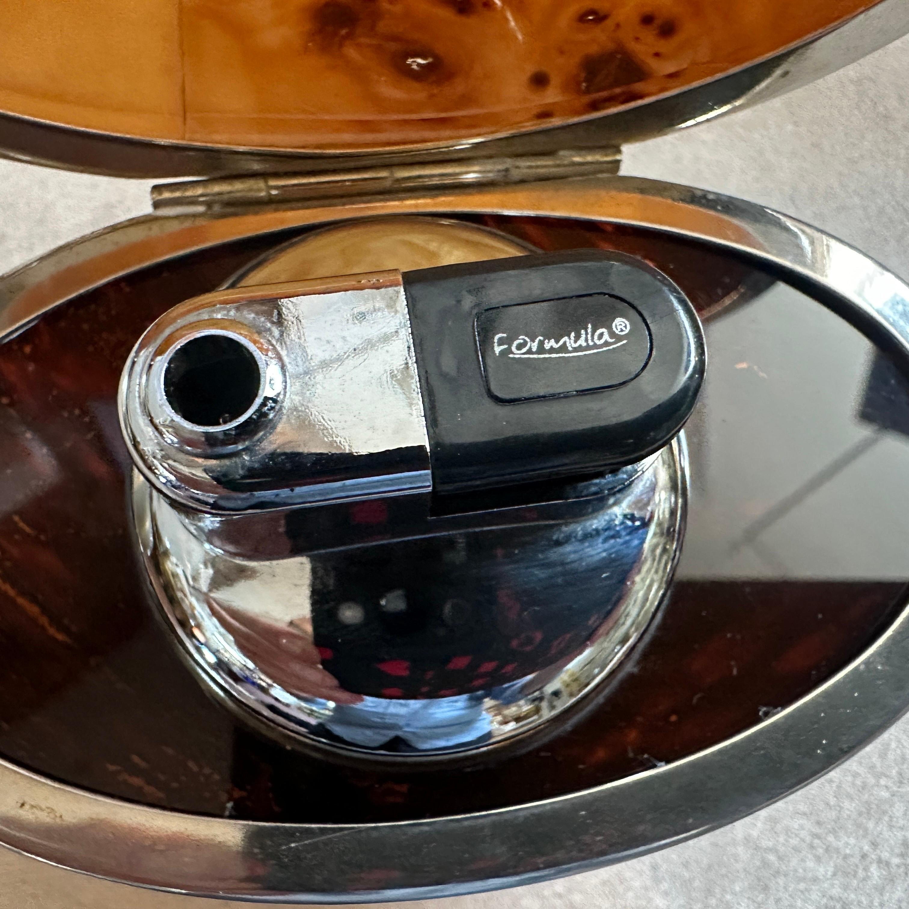 1960s MId-Century Modern Lucite Oval Italian Table Lighter Lighter 3
