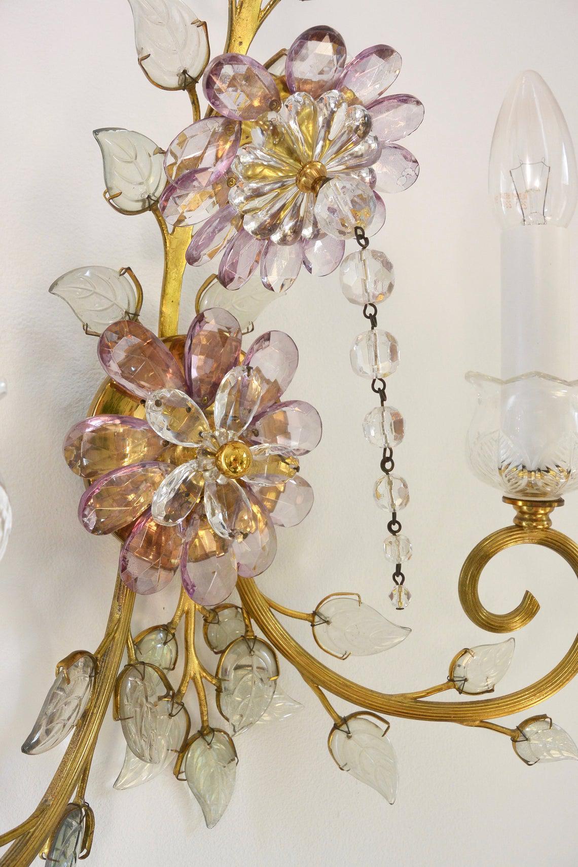 1960's Mid Century Modern Maison Bagues Cut Crystal Floral Form Wall Sconce In Good Condition For Sale In Opa Locka, FL