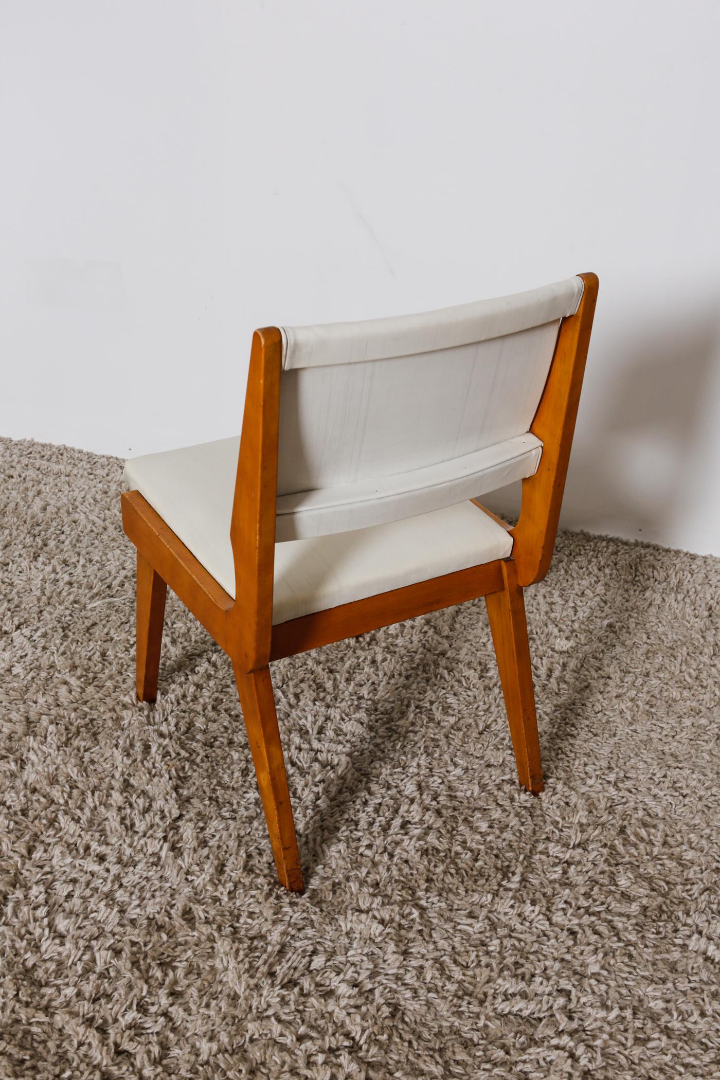 1960s Mid-Century Modern Maple Wood Dining Chairs #5976 by Feldman Brothers For Sale 3