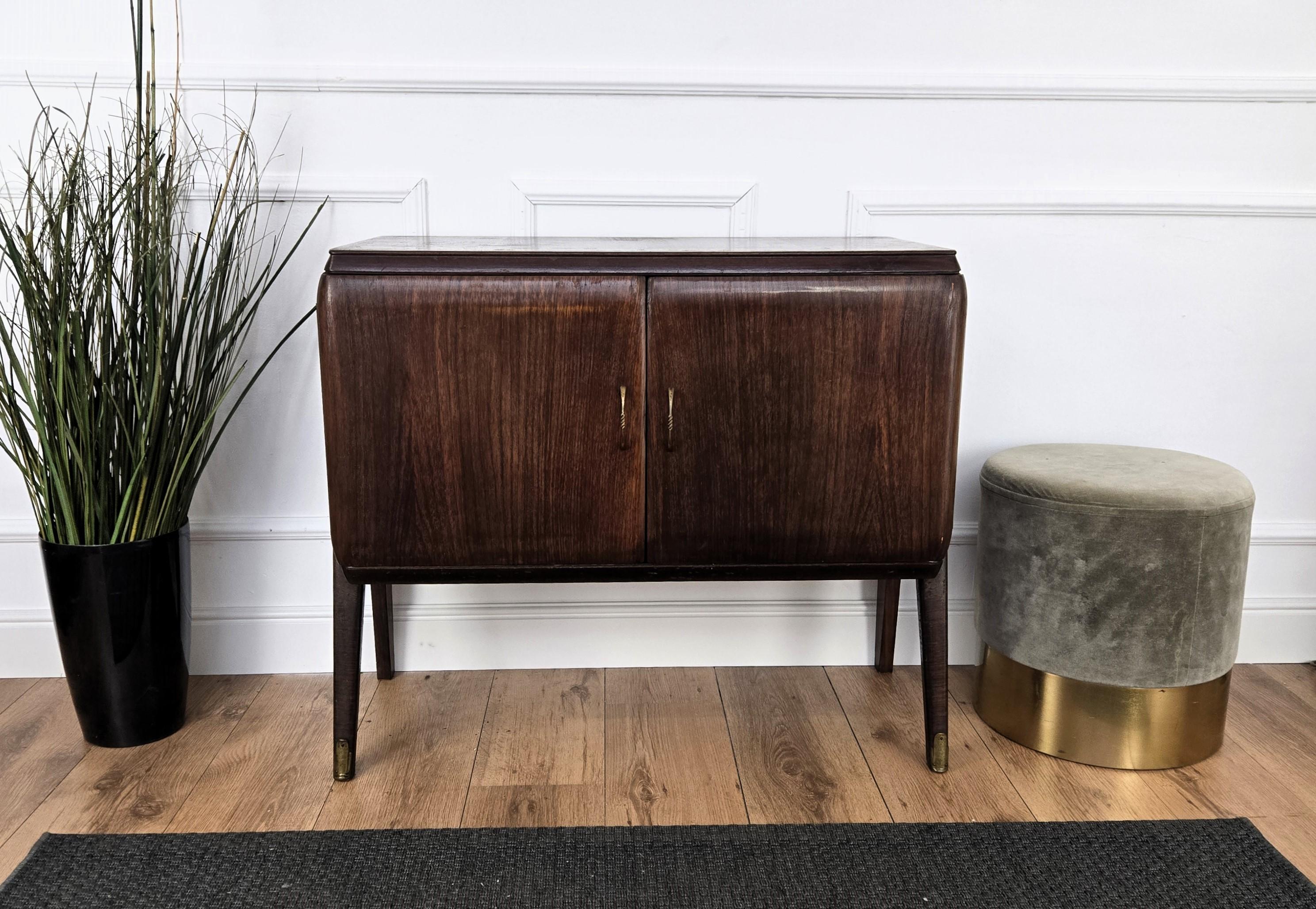 1960s Mid-Century Modern MCM Italian Walnut Wood and Brass Dry Bar Cabinet 5
