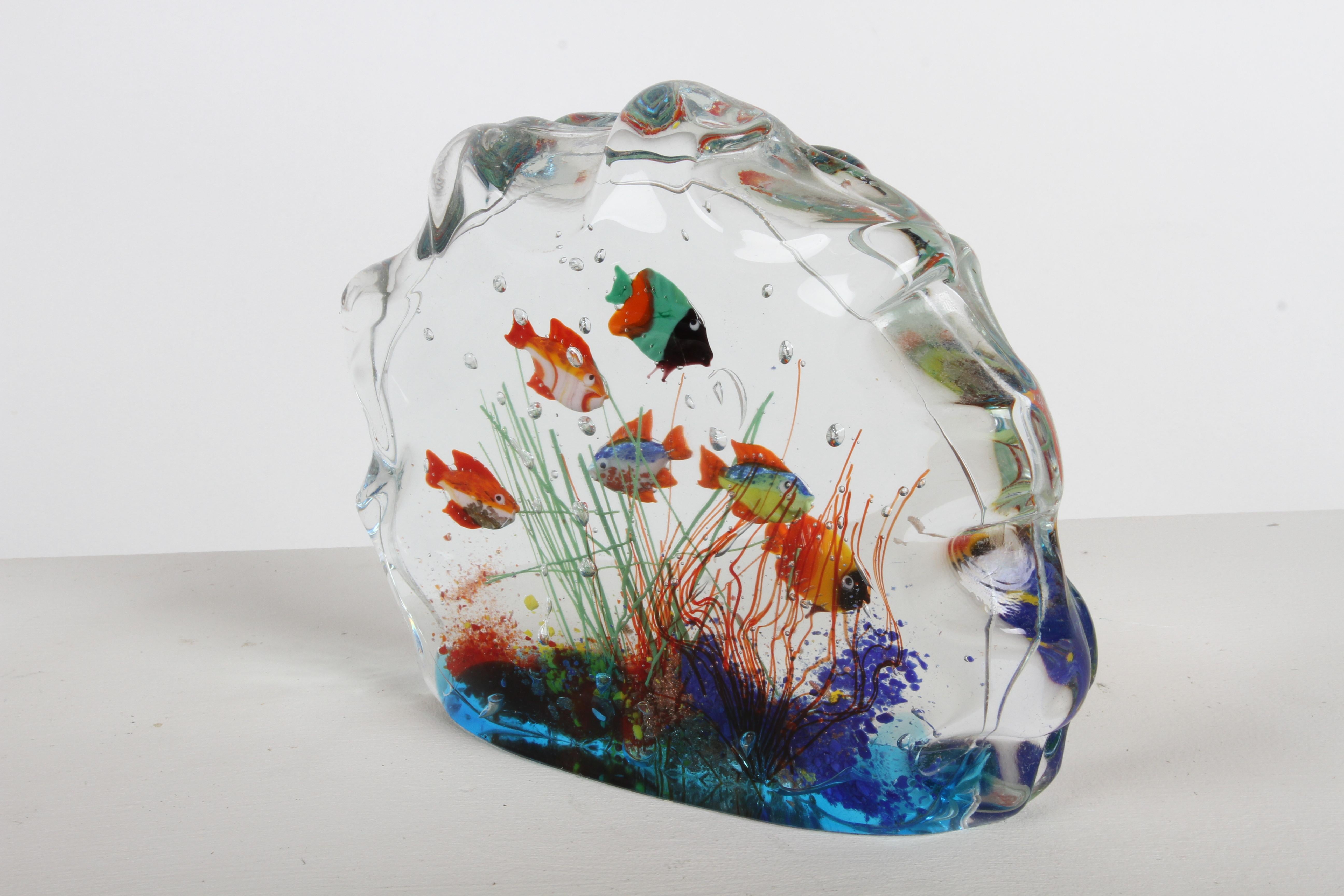 1960 Mid- Century Modern - Murano Italia - Scultura di pesce d'acquario in vetro in vendita 6