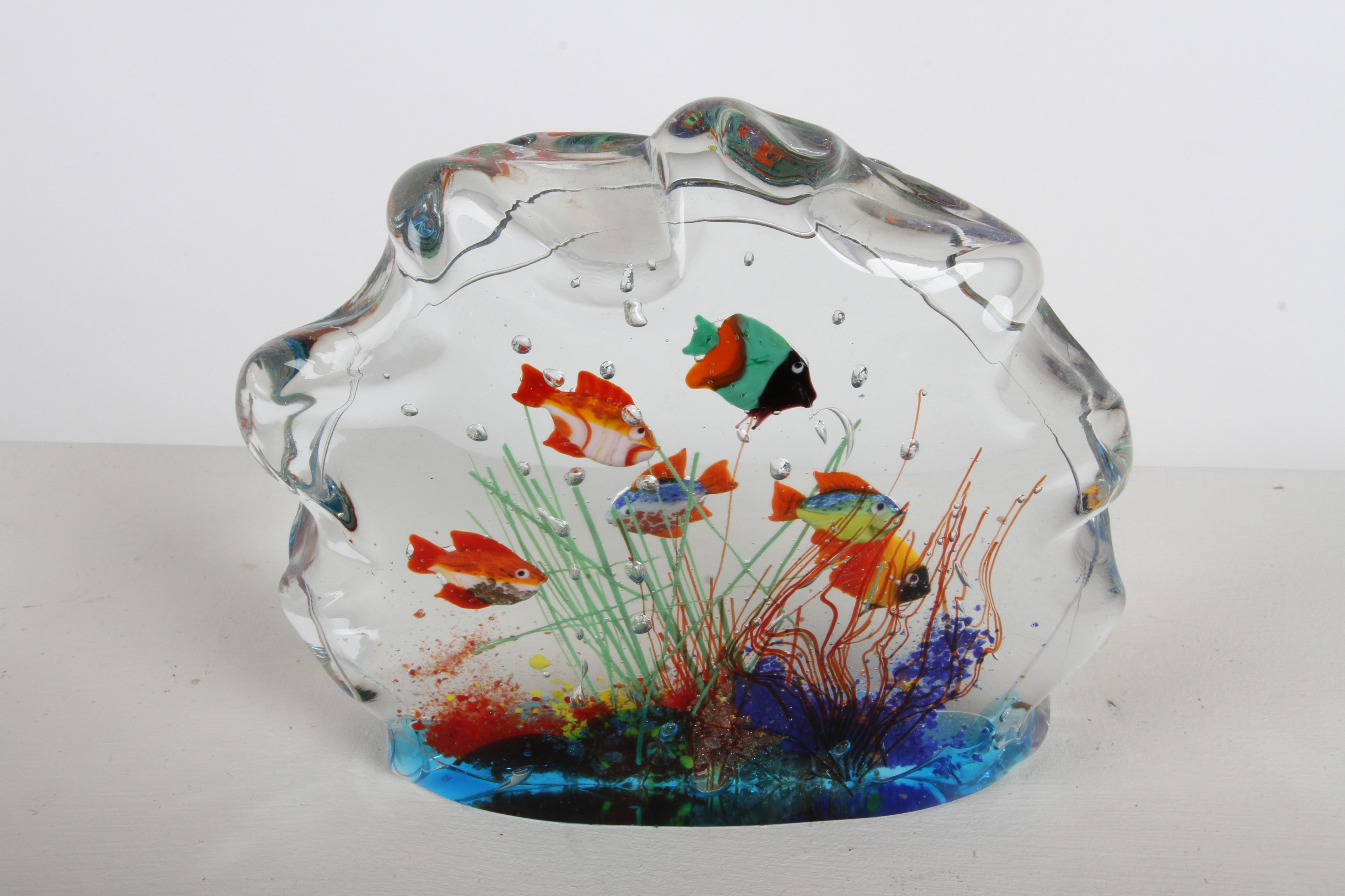 1960 Mid- Century Modern - Murano Italia - Scultura di pesce d'acquario in vetro in vendita 8
