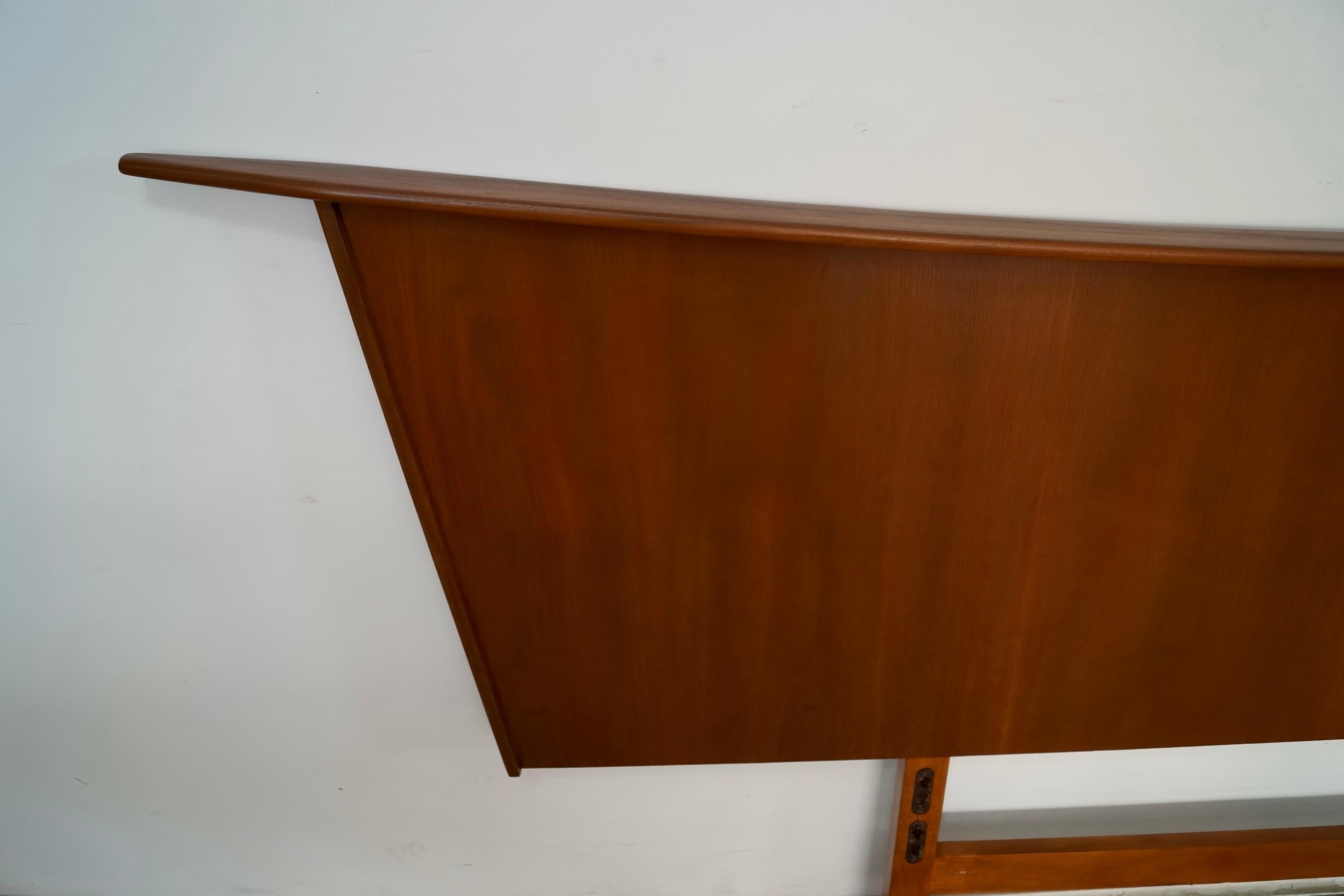 1960's Mid-Century Modern Nakashima-Style Headboard For Sale 5