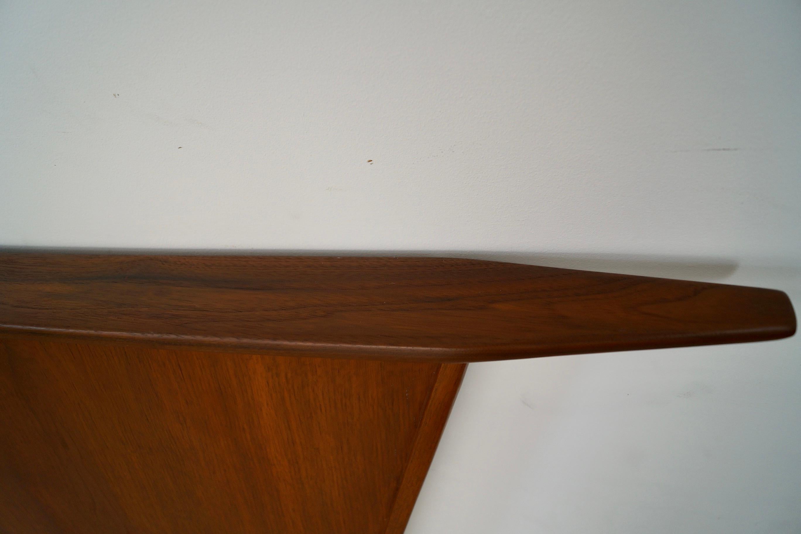 1960's Mid-Century Modern Nakashima-Style Headboard For Sale 9