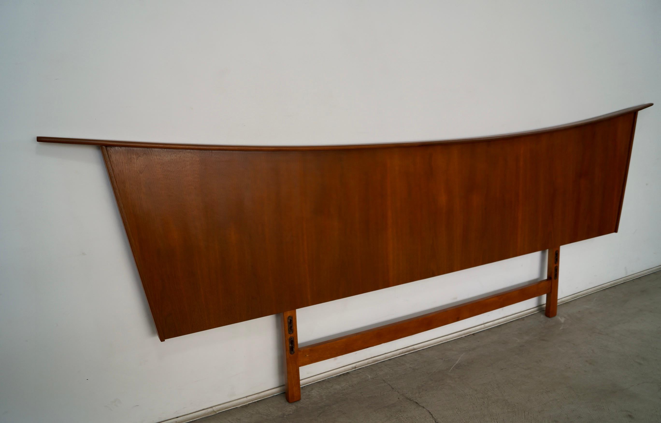 Walnut 1960's Mid-Century Modern Nakashima-Style Headboard For Sale