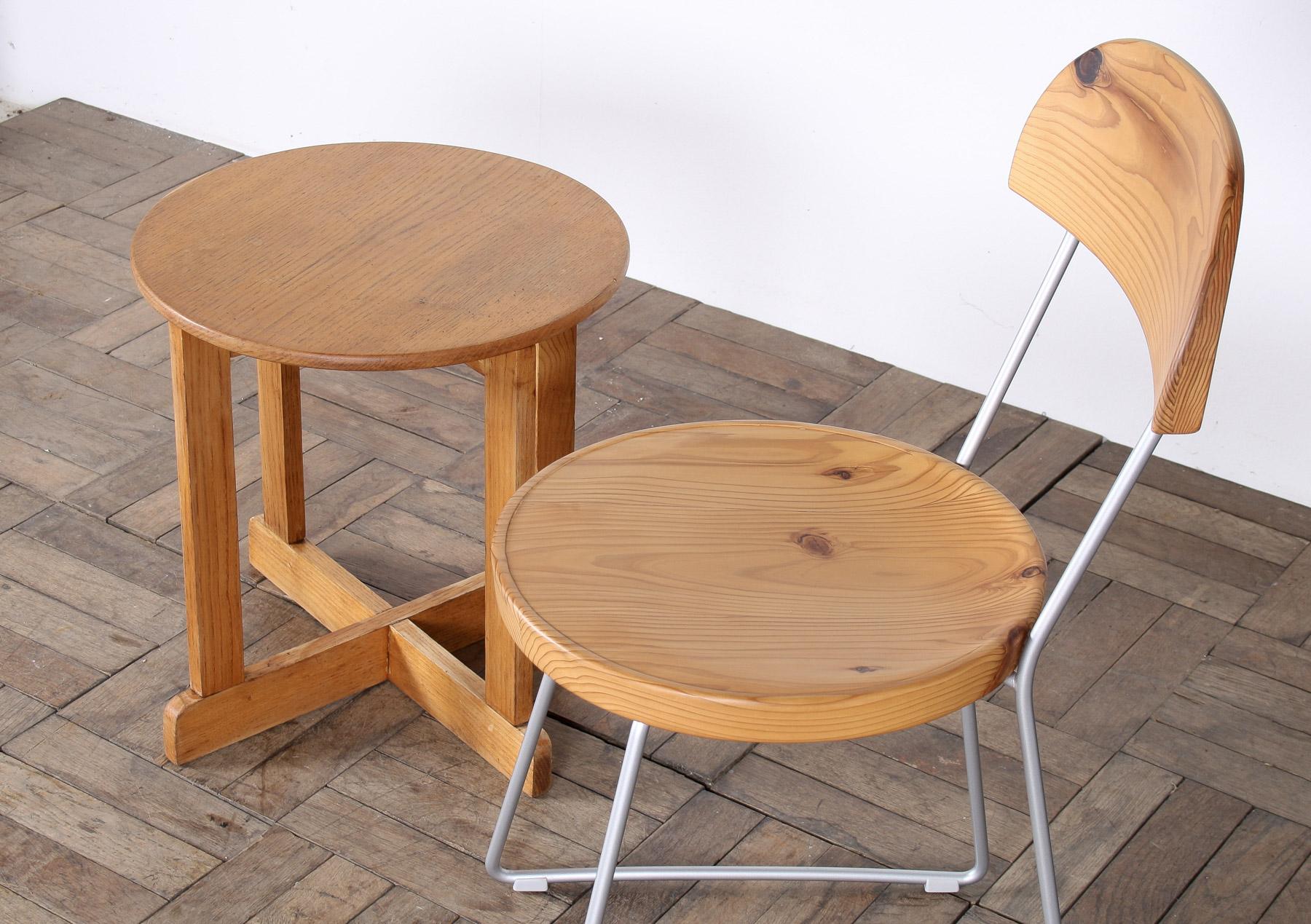 Table d'appoint en frêne massif des années 1960, moderne du milieu du siècle en vente 1