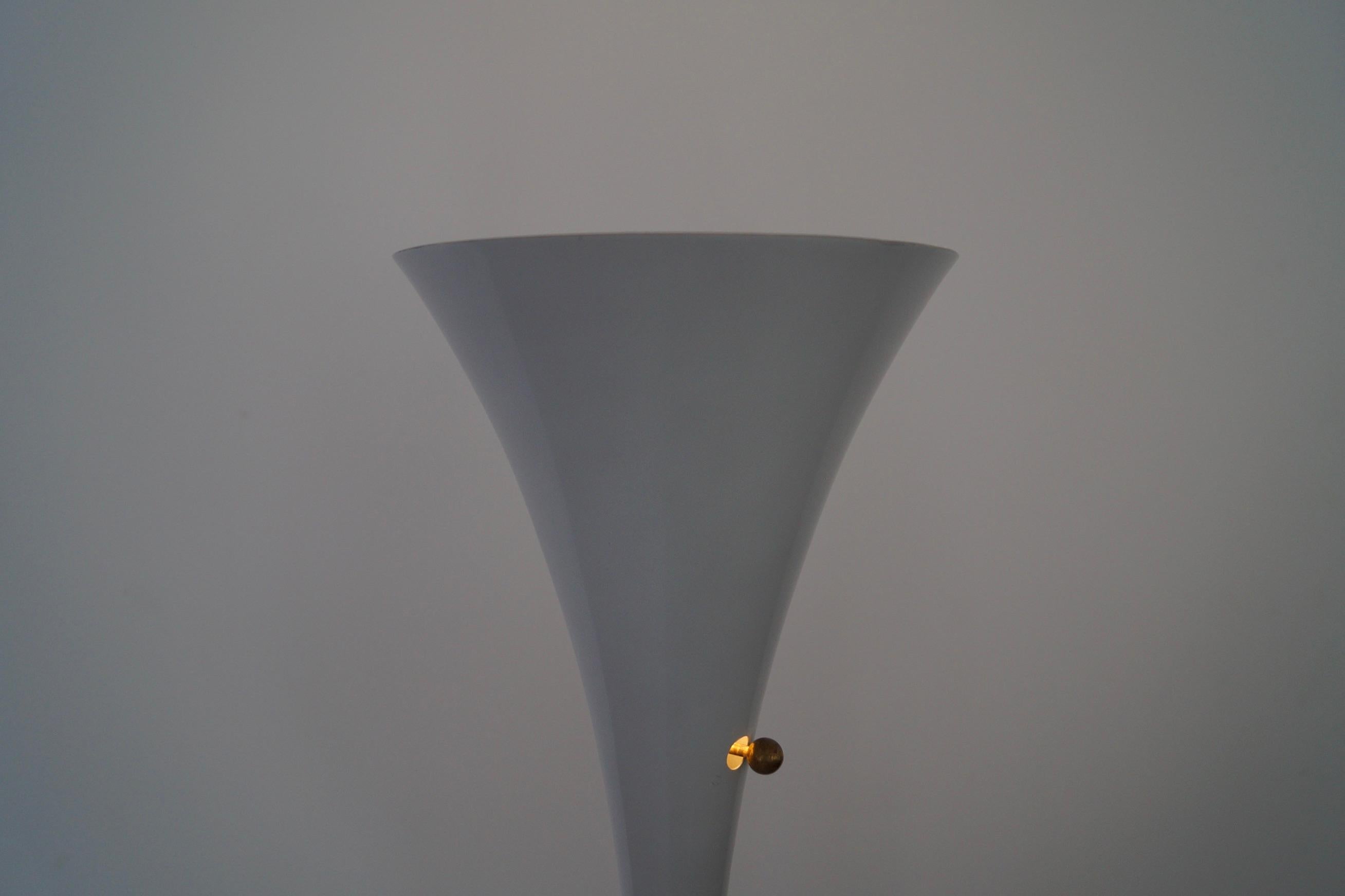 1960's Mid-Century Modern Plymouth Harlee Trumpet Floor Lamp For Sale 5