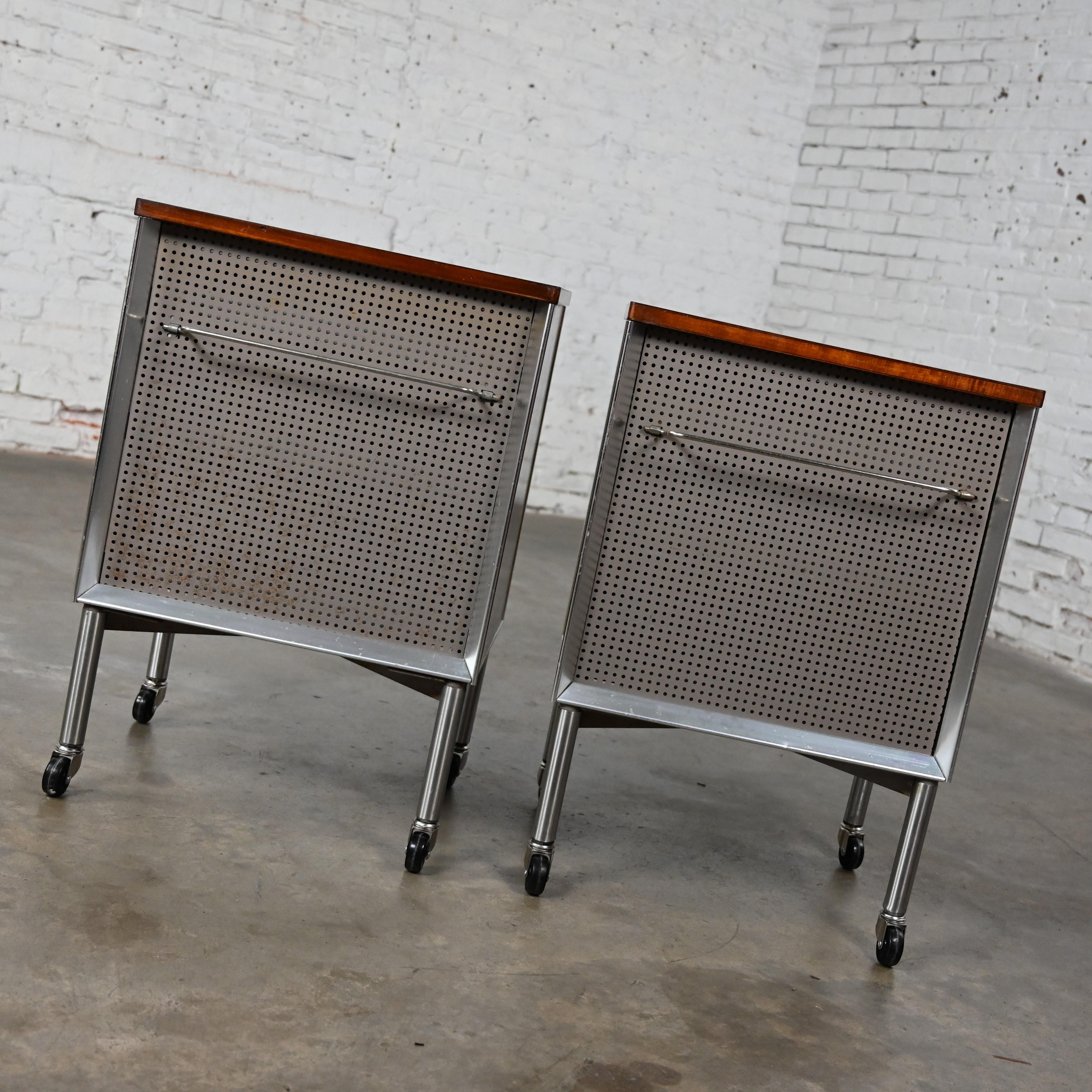 1960’s Mid Century Modern Raymond Loewy for Hill Rom Nightstands or End Tables  For Sale 1