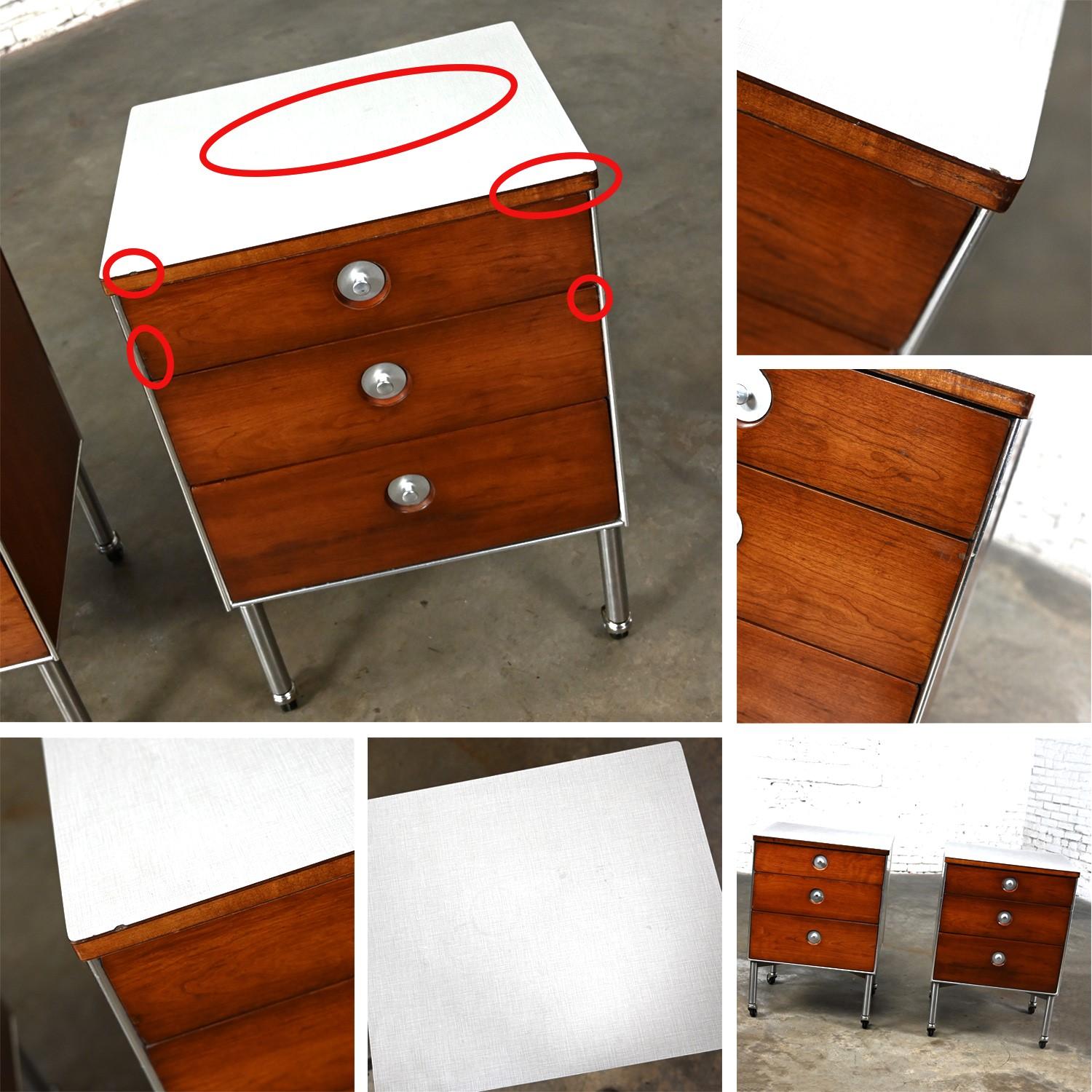 1960’s Mid Century Modern Raymond Loewy for Hill Rom Nightstands or End Tables  For Sale 9