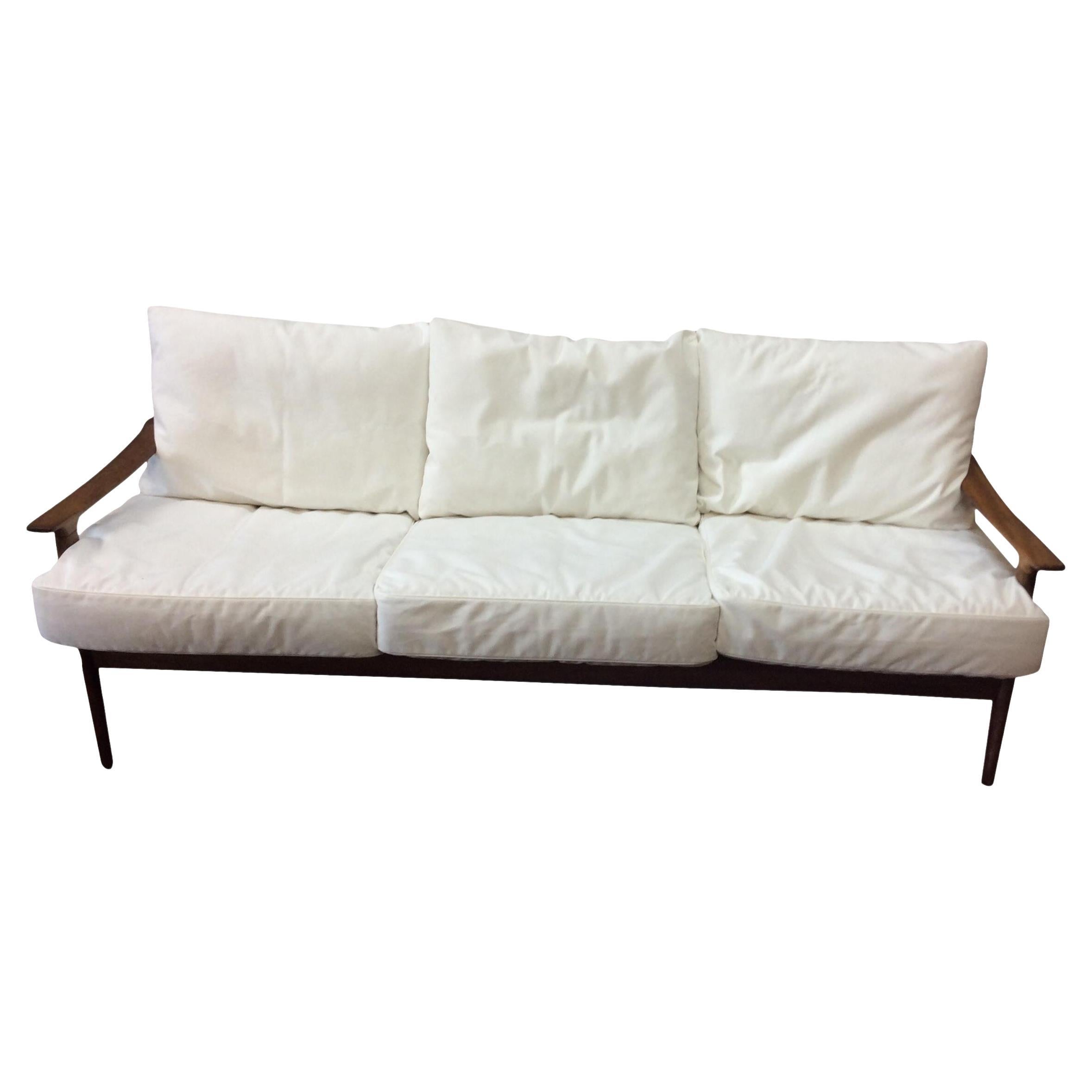 1960s Mid-Century Modern Scandinavian Design Sofa For Sale