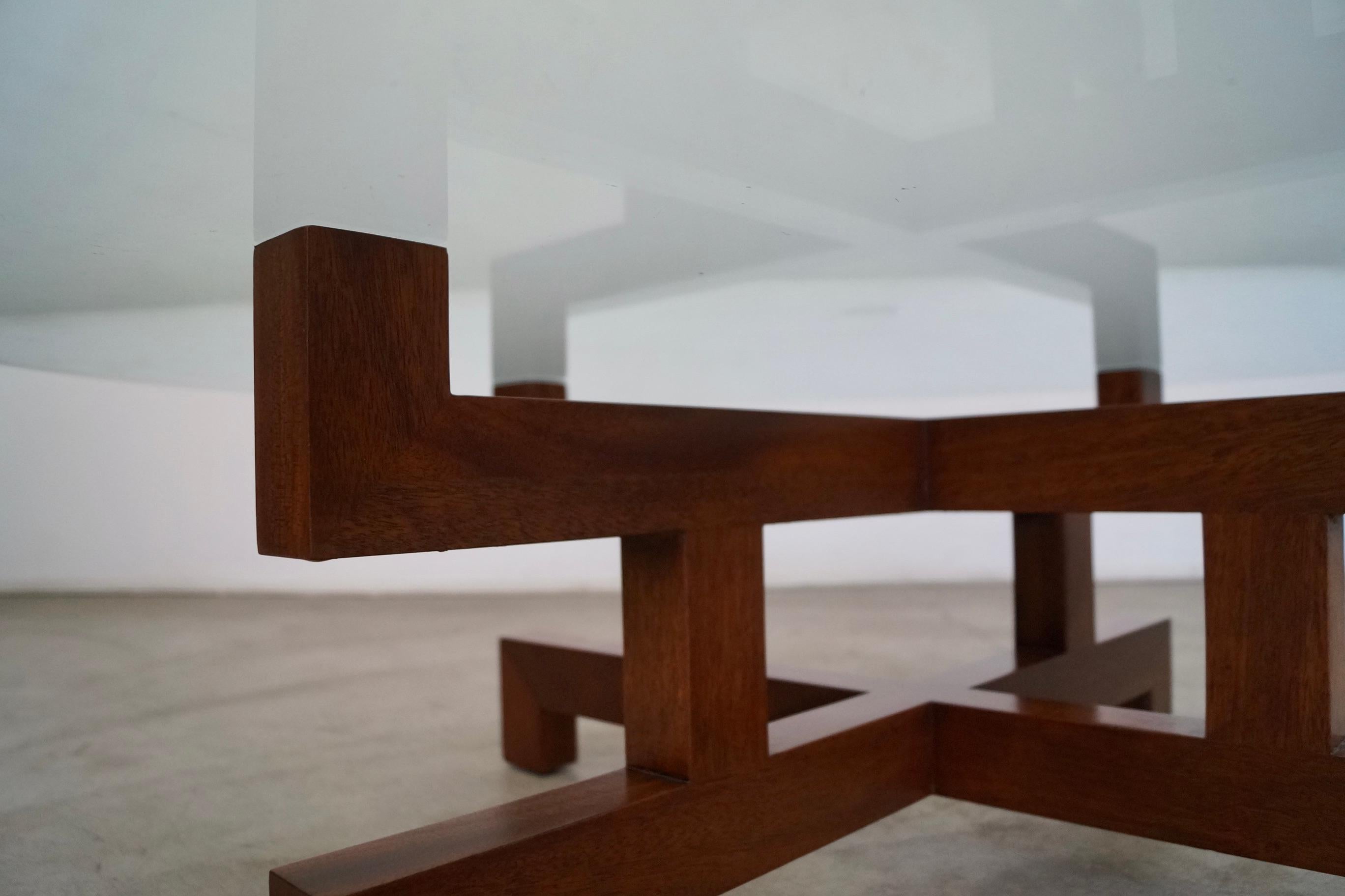 Table basse sculpturale Mid-Century Modern des années 1960 en vente 9