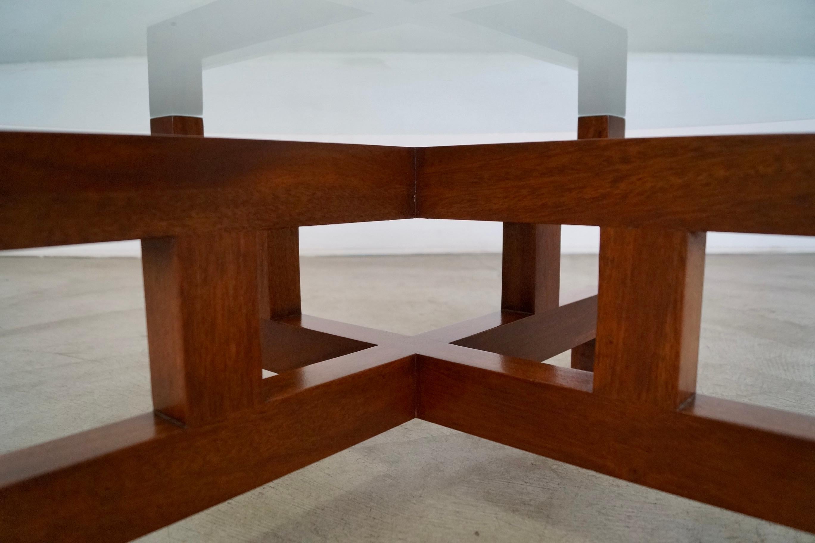 Table basse sculpturale Mid-Century Modern des années 1960 en vente 12