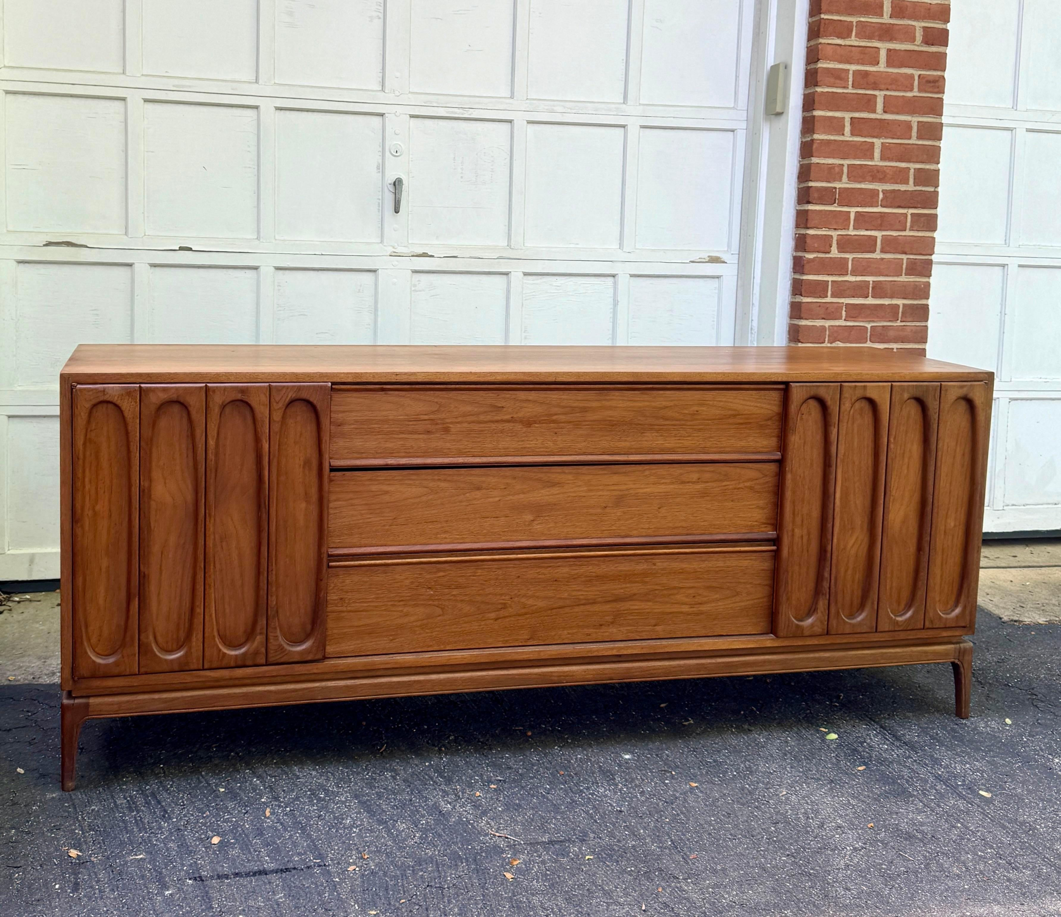 1960s Mid Century Modern Sculptural Walnut Dresser Credenza For Sale 1