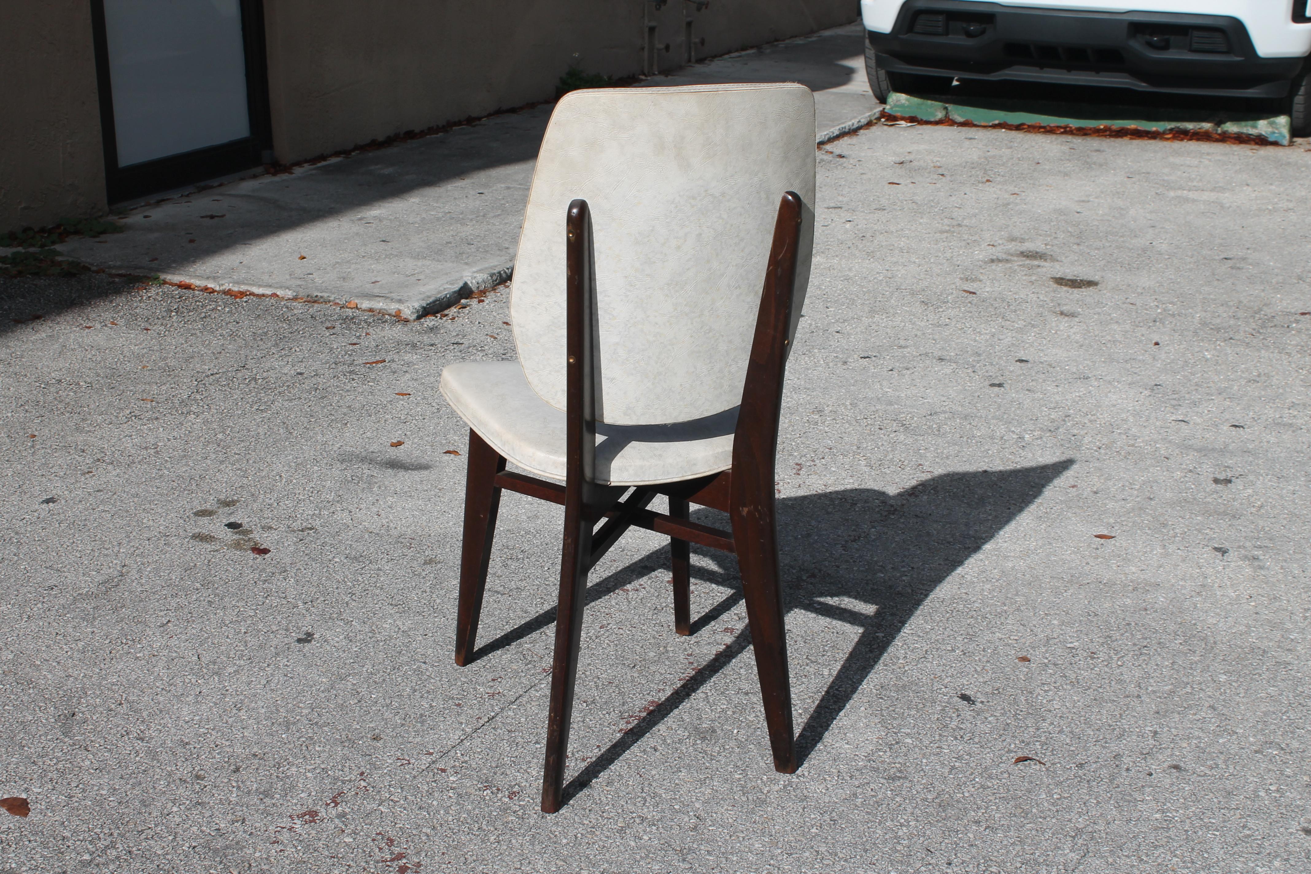 1960's Mid Century Modern Set of 4 French Modern Dining Chairs In Good Condition For Sale In Opa Locka, FL