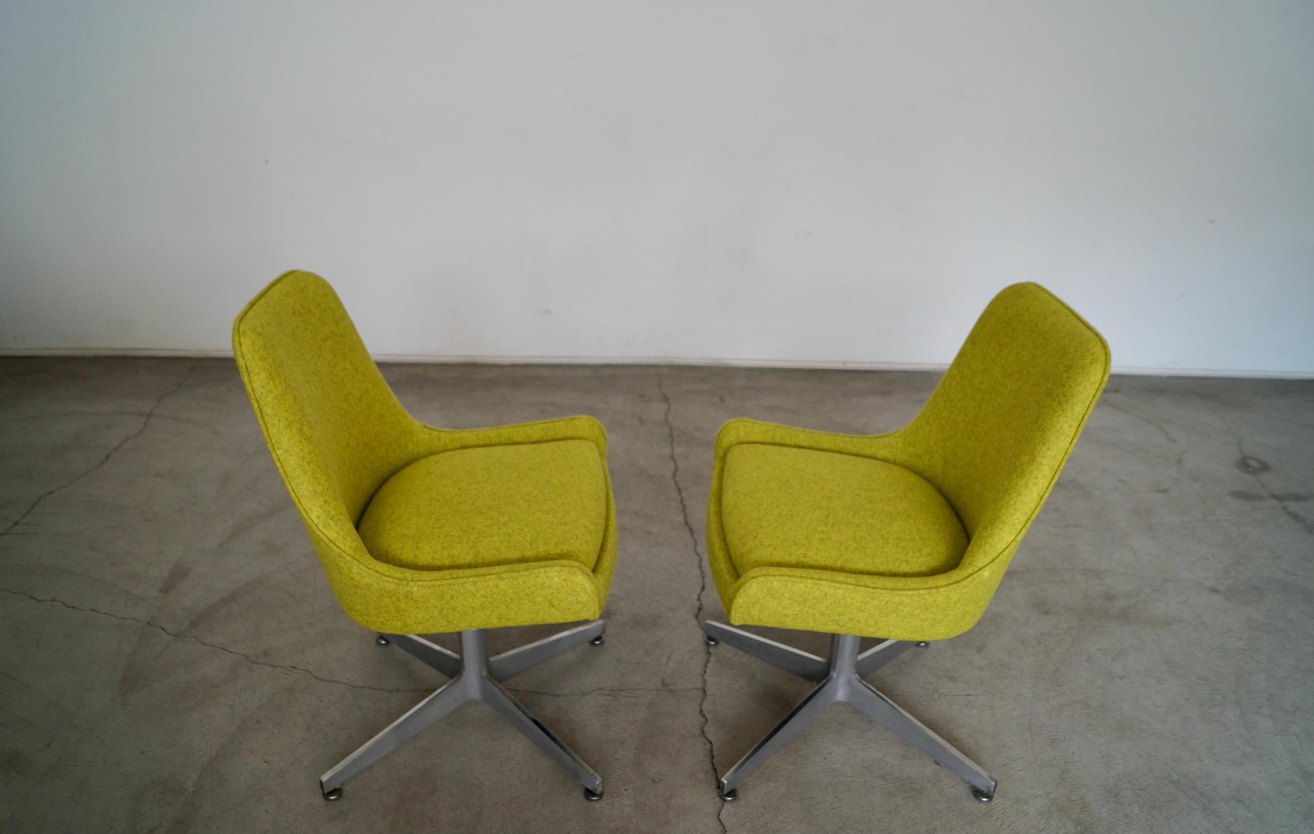 1960's Mid-Century Modern Side Chairs, a Pair For Sale 3