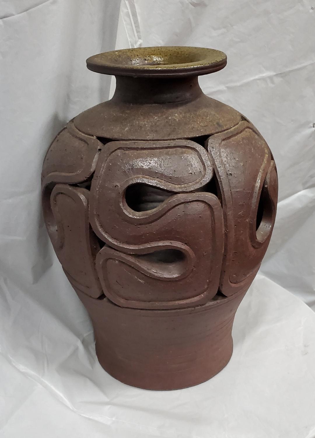 Vase ou jarre en grès des années 1960, de style moderne du milieu du siècle dernier Bon état - En vente à Monrovia, CA