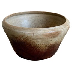 1960s Mid-Century Modern Studio Ceramic Light Brown Gradient Bowl