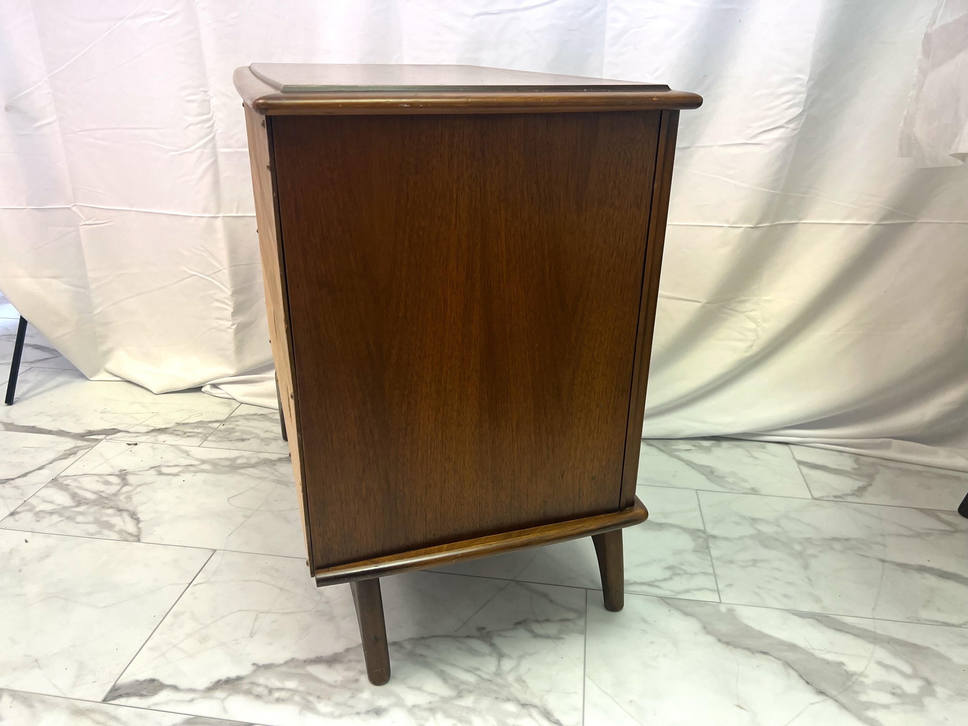 1960’s Mid-Century Modern Swivel Cabinet For Sale 5