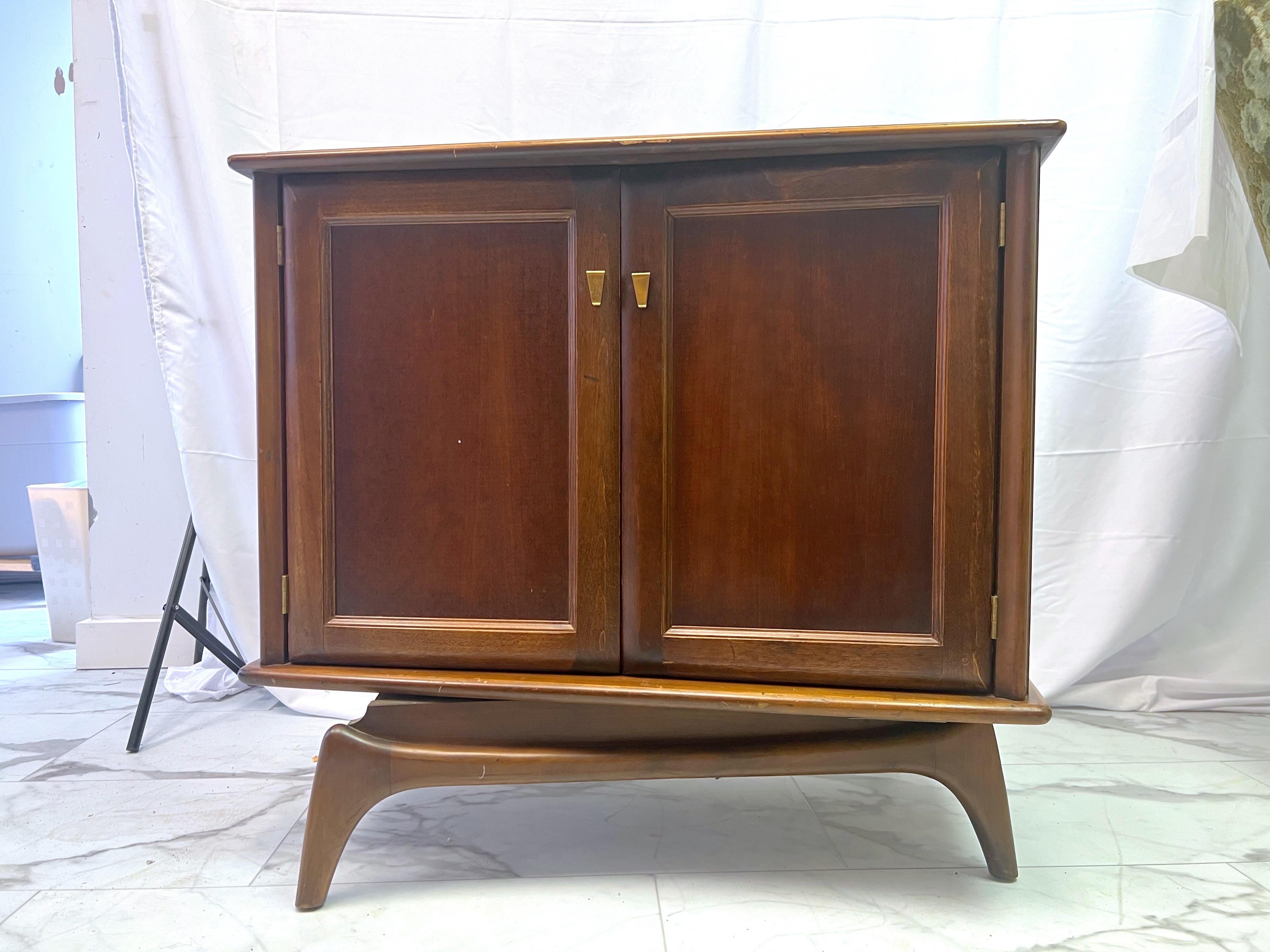 1960’s Mid-Century Modern Swivel Cabinet In Good Condition For Sale In Charleston, SC