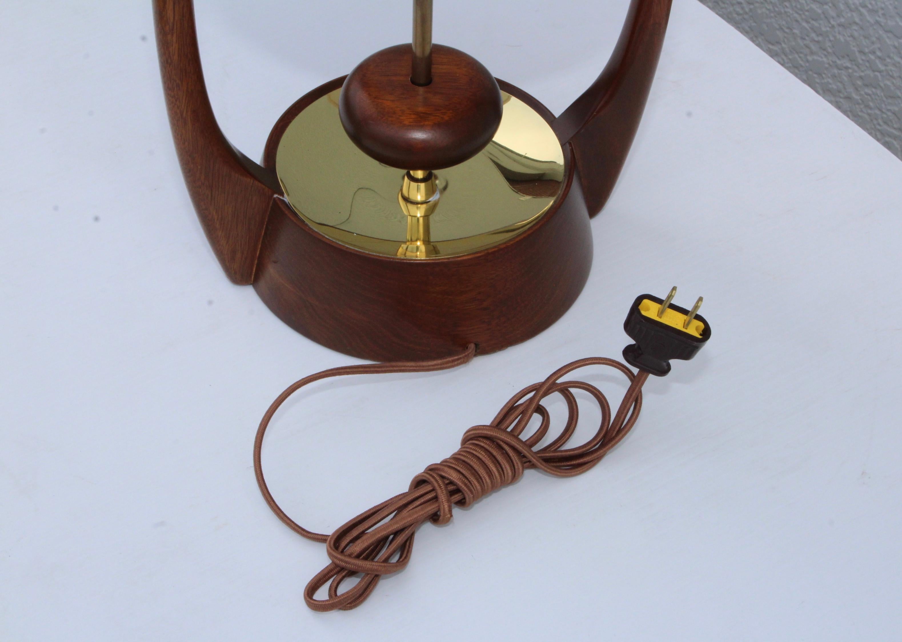 1960s Mid-Century Modern Table Lamps by Modeline 10