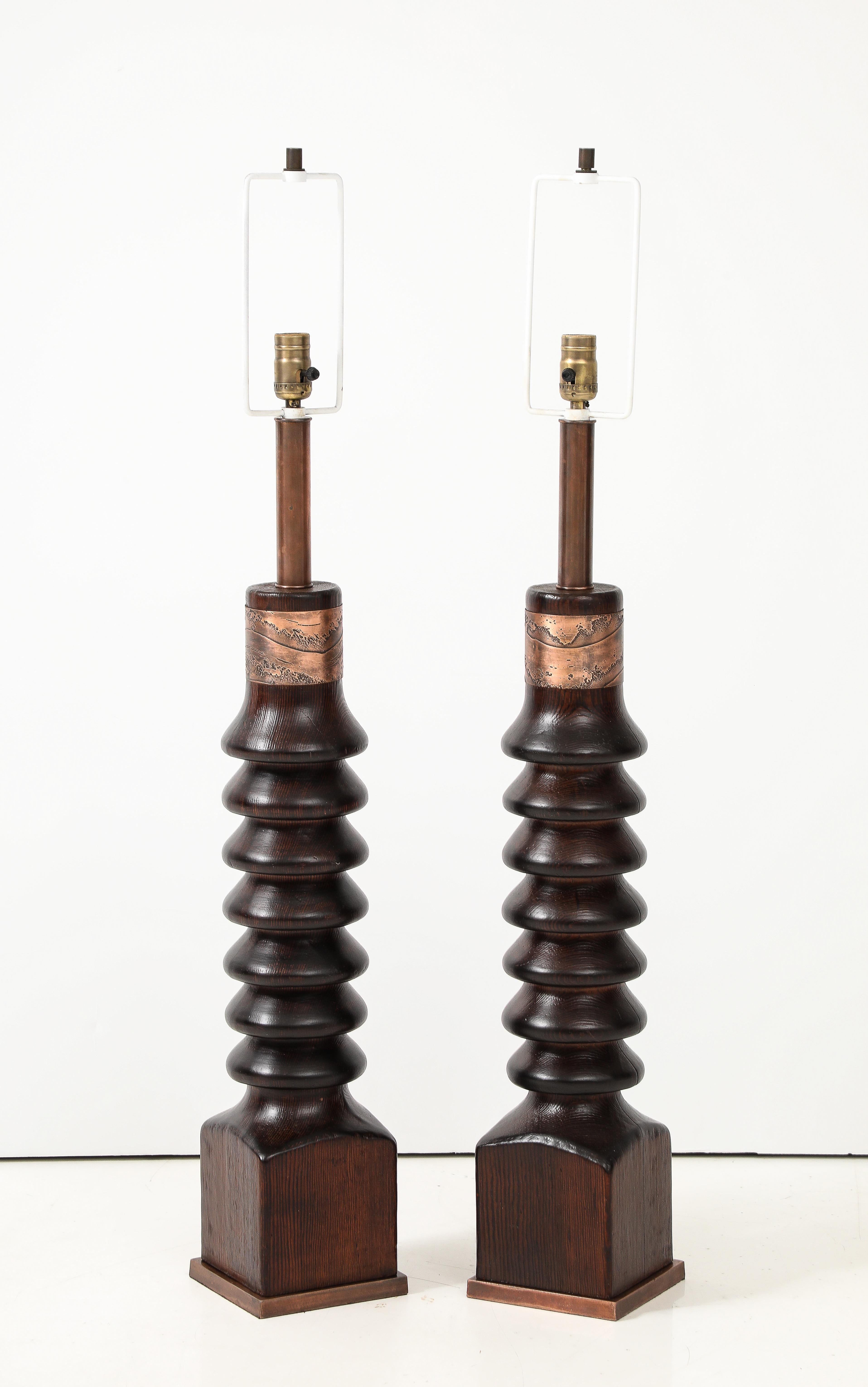 1960's Mid-Century Modern Tall Laurel Oak and Copper Table Lamps Bon état - En vente à New York, NY