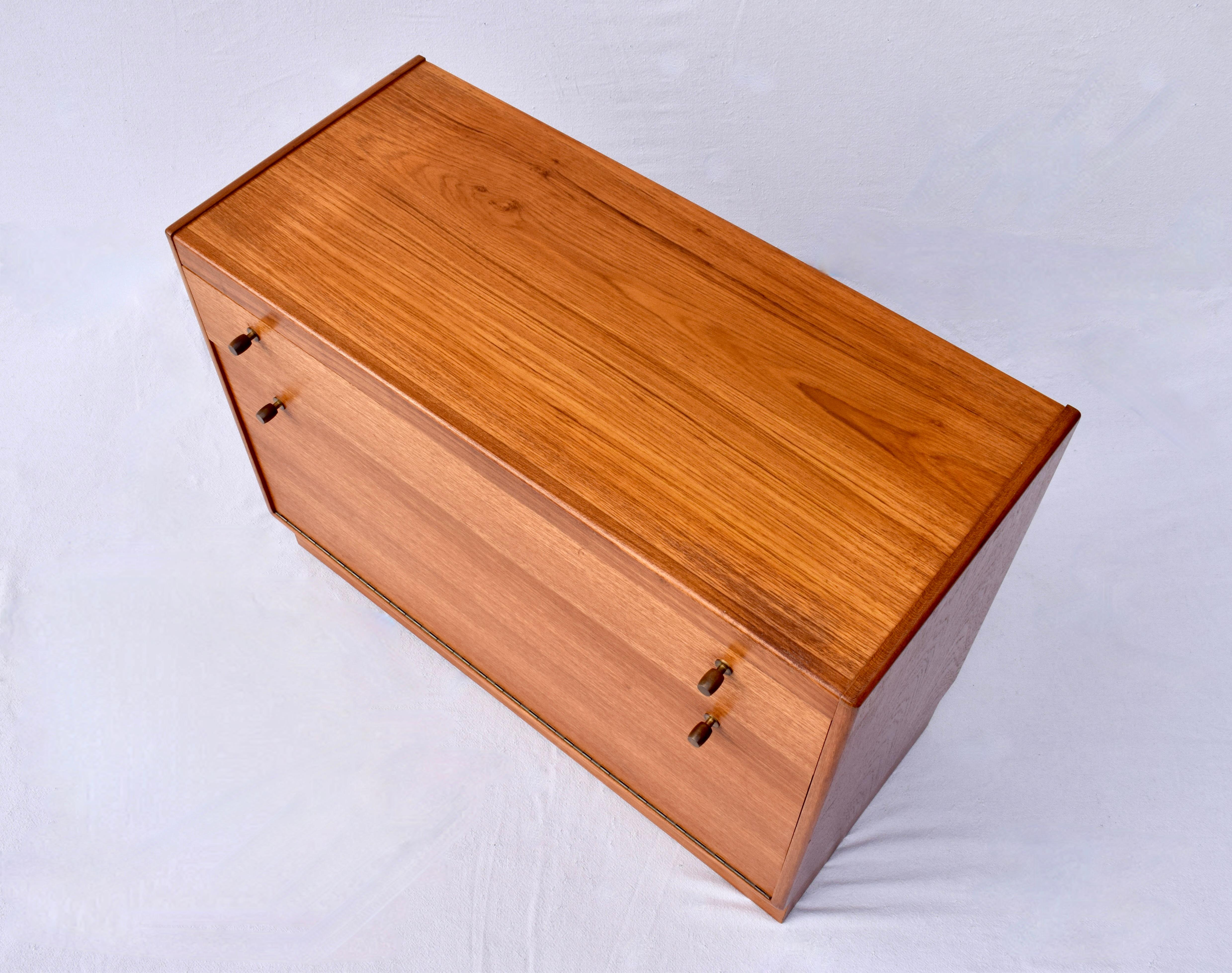 1960's Mid Century Modern Teak Bar Cabinet 2