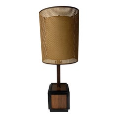 1960er Jahre Mid-Century Modern Teakholz Würfel Tischlampe