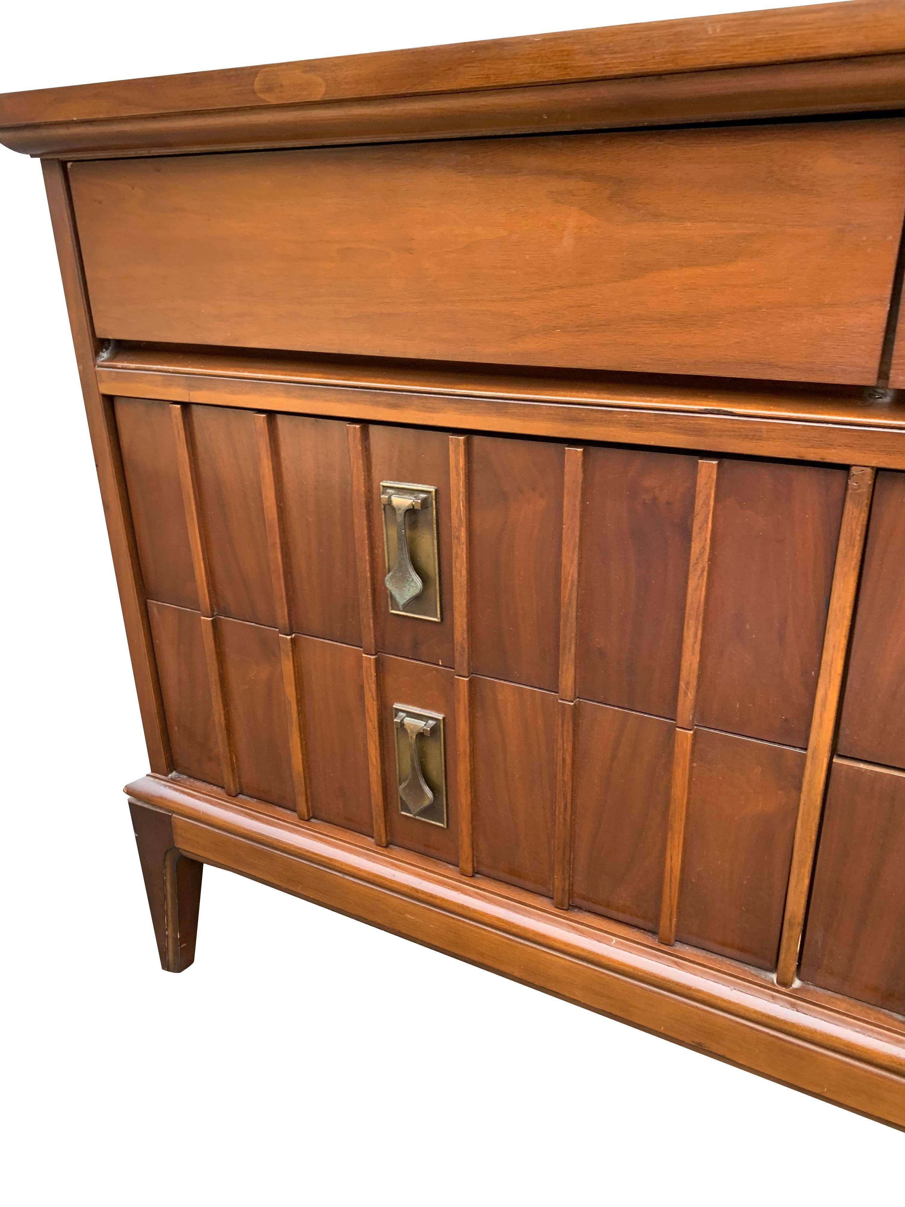1960s Mid Century Modern Triple Dresser with Brass Hardware In Good Condition For Sale In Saddle River, NJ