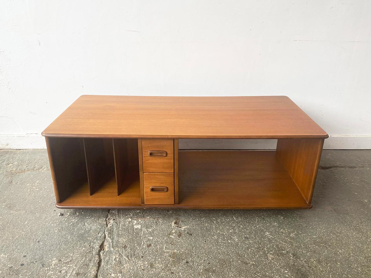 British 1960’s Mid-Century Modern TV unit by Meredrew For Sale