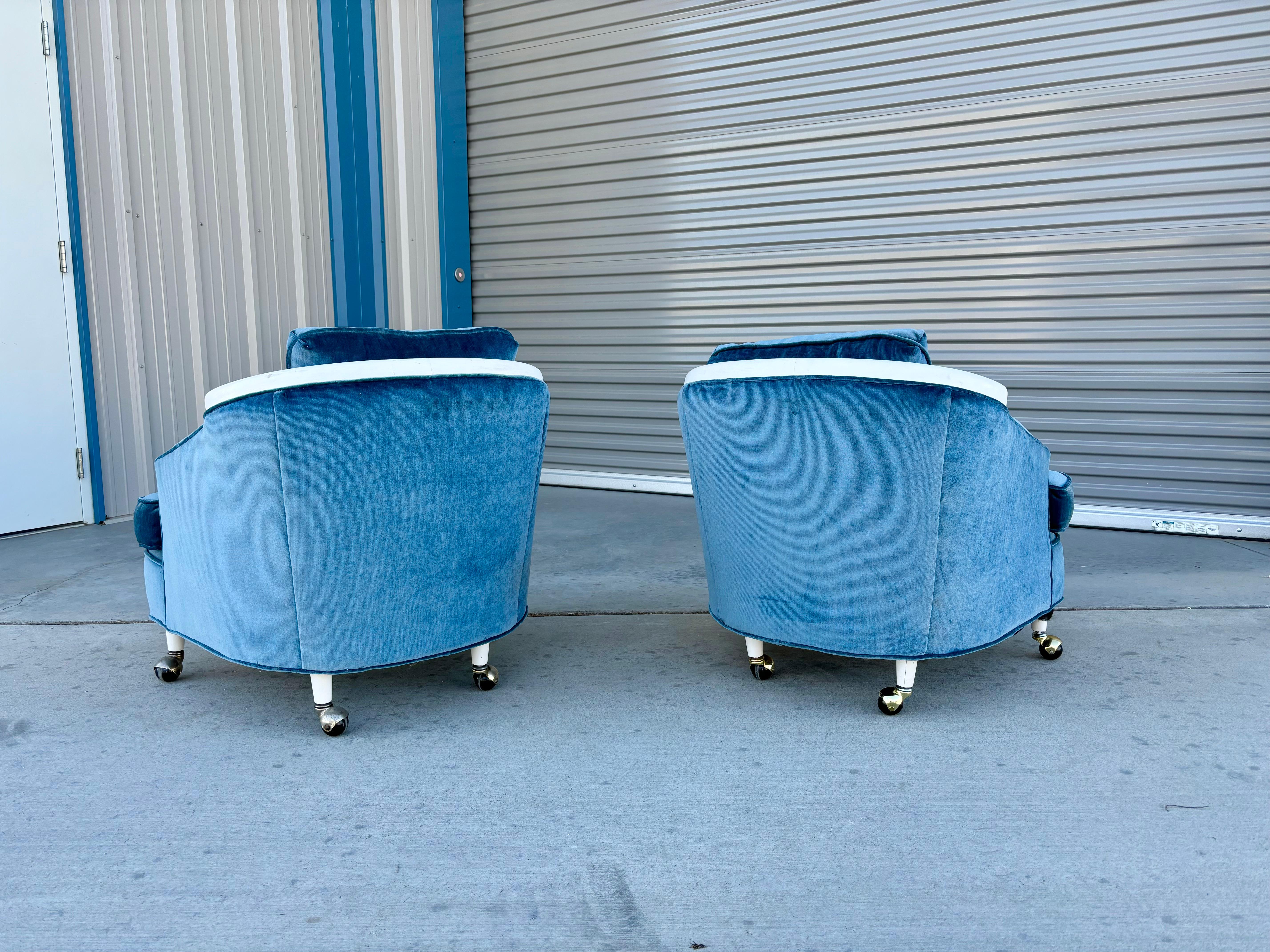 Mid-Century Modern 1960s Mid Century Modern Velvet Lounge Chairs - Set of 2 For Sale
