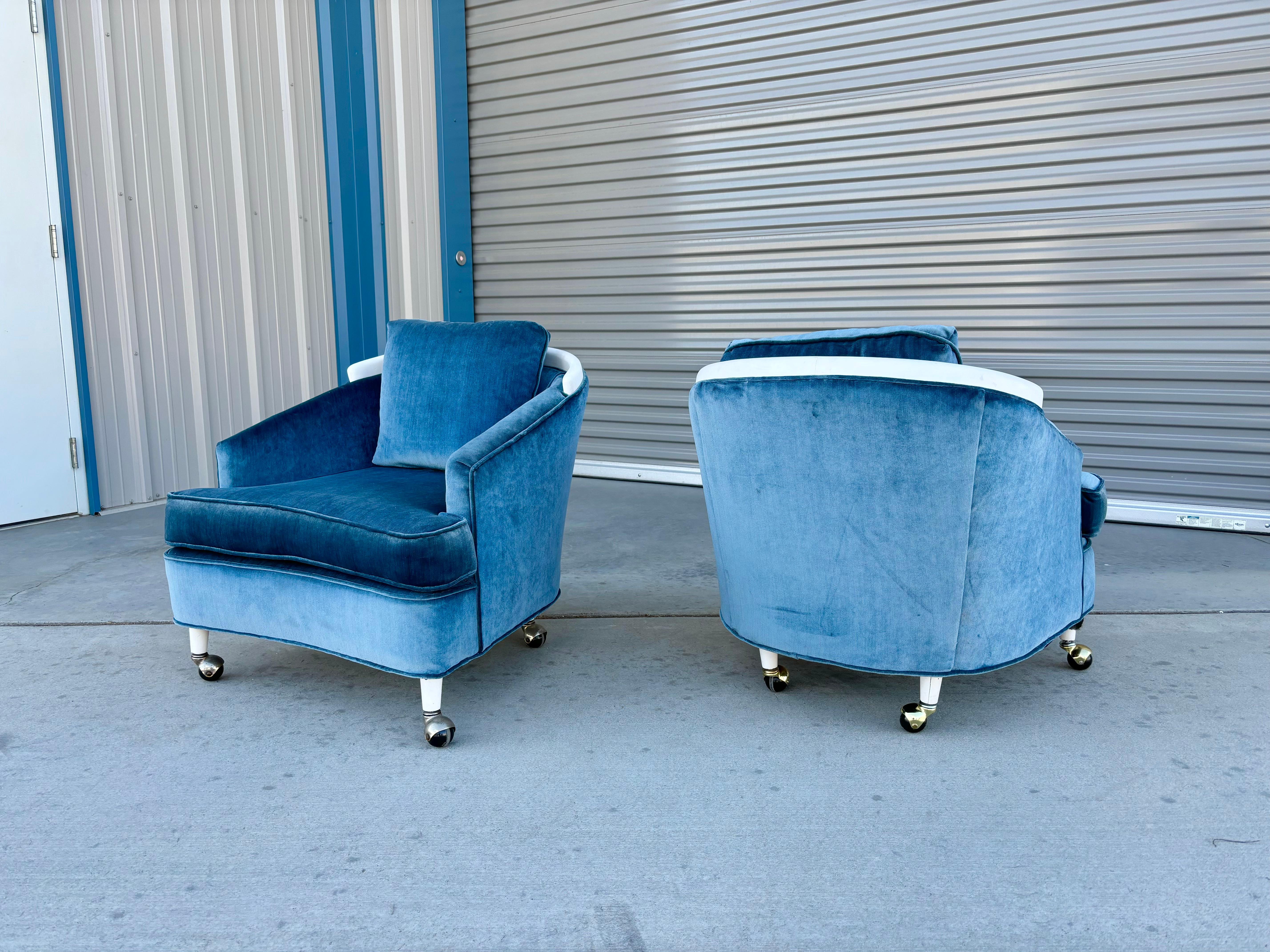 Mid-20th Century 1960s Mid Century Modern Velvet Lounge Chairs - Set of 2 For Sale