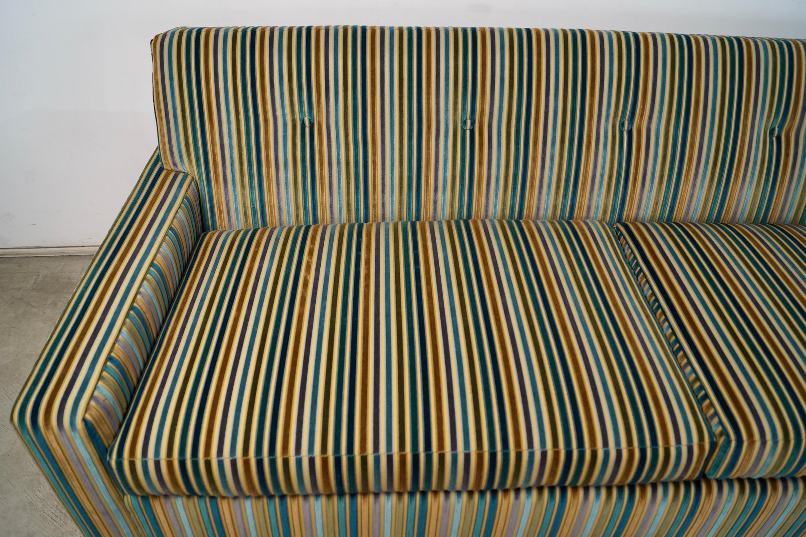 Divano Queen in velluto di metà secolo moderno degli anni '60  Letto in vendita 9