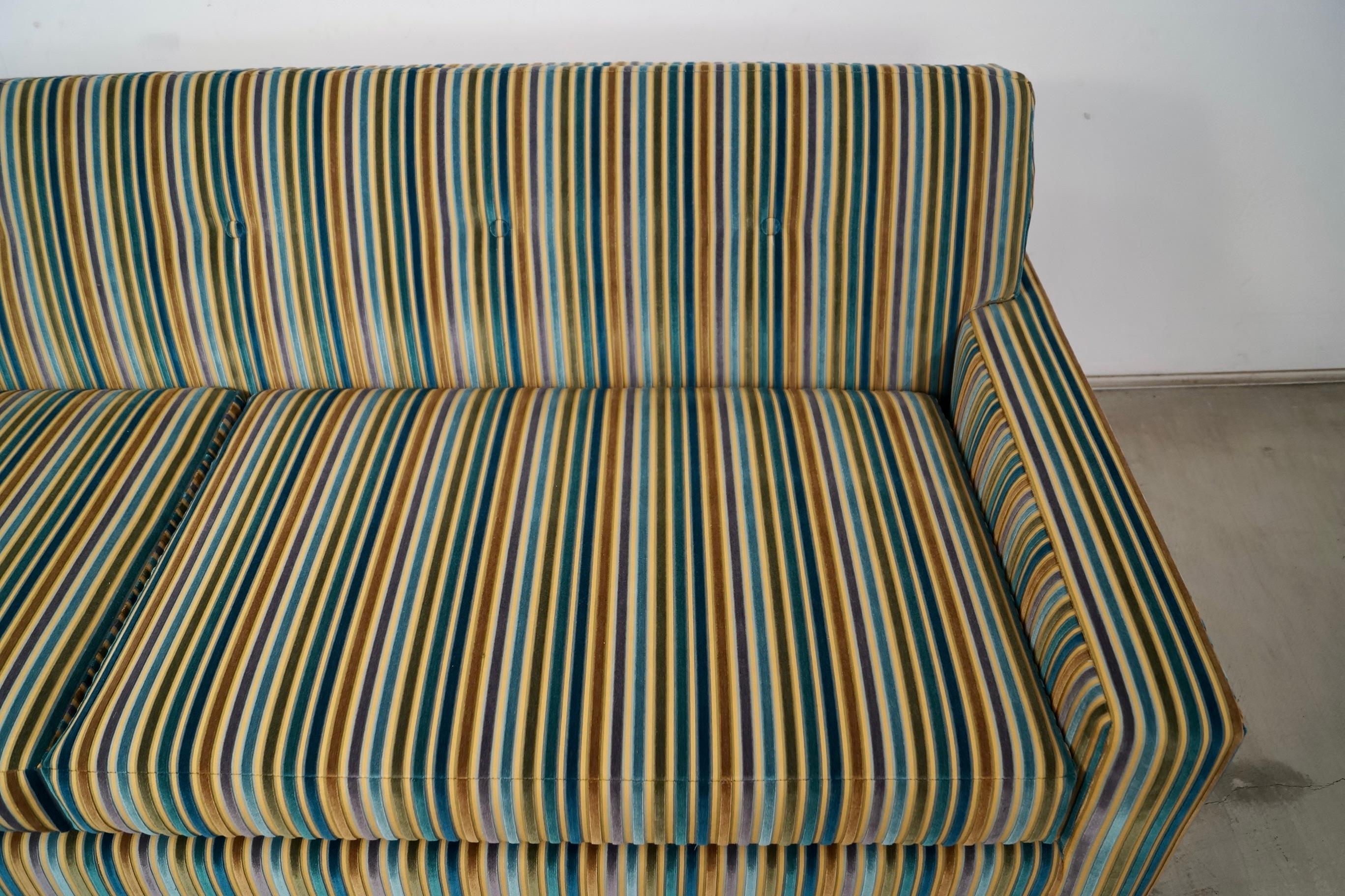 Divano Queen in velluto di metà secolo moderno degli anni '60  Letto in vendita 10