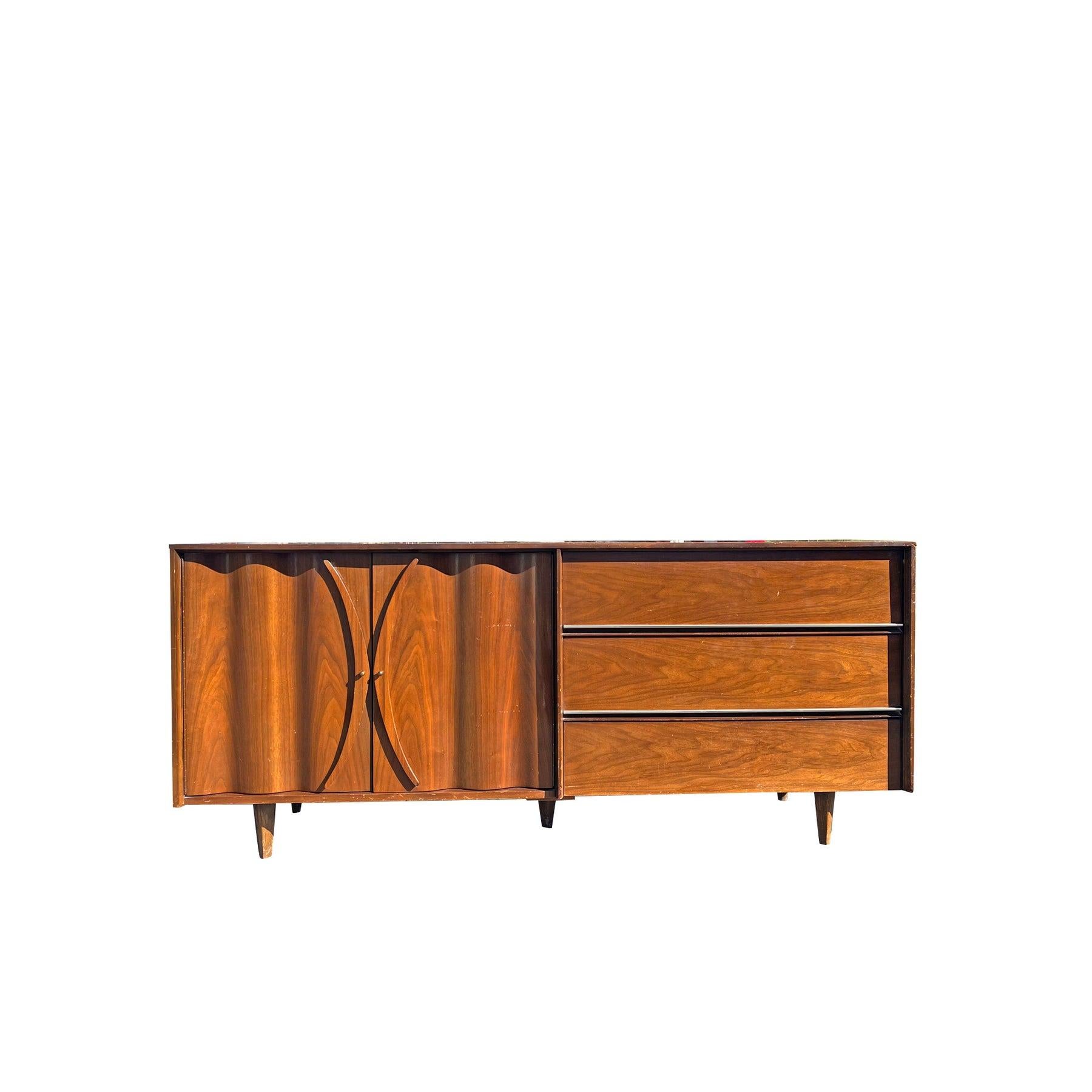 Americano Cassettiera Vintage Mid Century Modern del 1960 in vendita