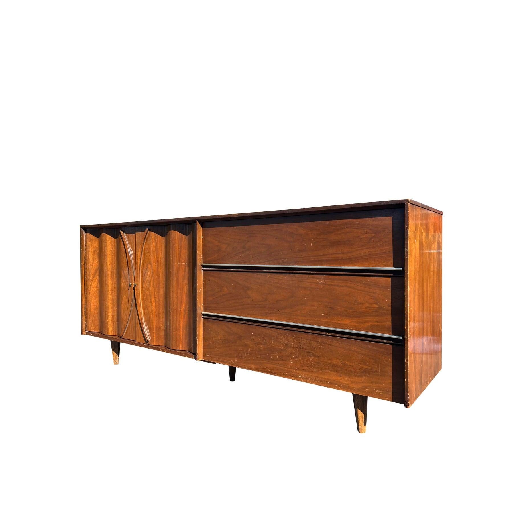Metà XX secolo Cassettiera Vintage Mid Century Modern del 1960 in vendita