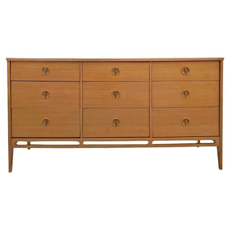 1960s Mid Century Modern Vintage Triple Dresser Lowboy in Herman Miller Style