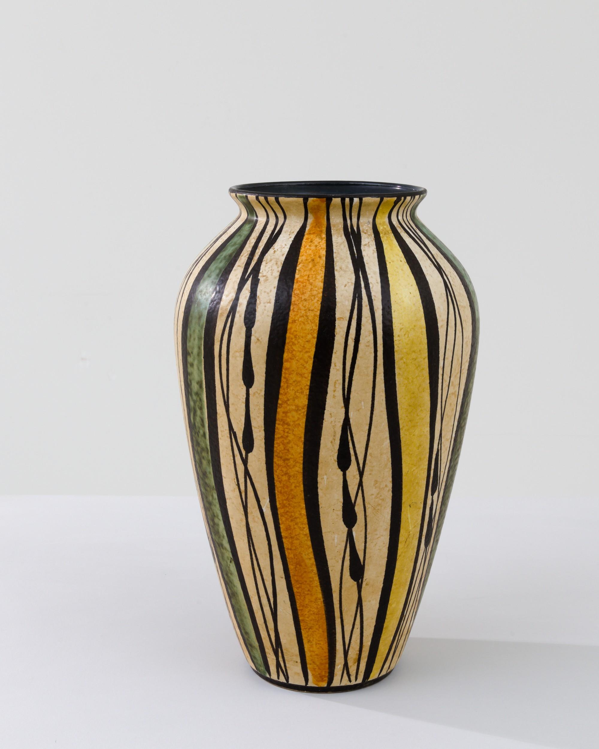 1960s Mid-Century Modern W. Germany Ceramic Vase In Good Condition In High Point, NC