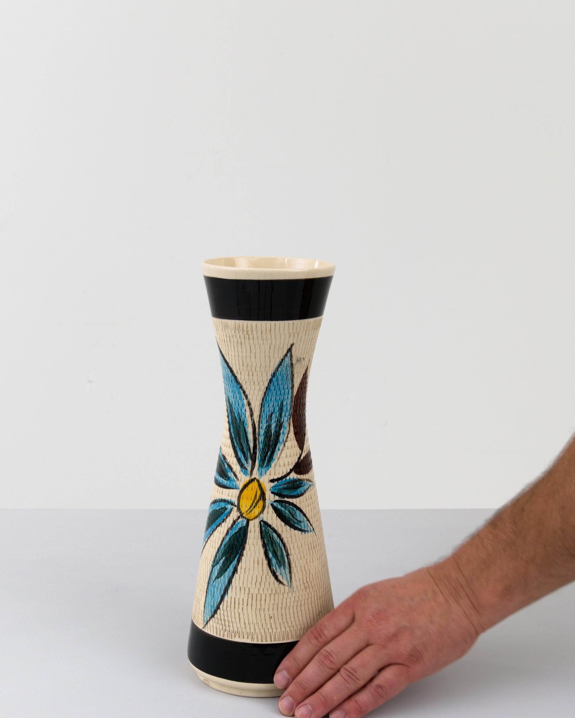Vase en céramique The Moderns Moderns des années 1960 Bon état - En vente à High Point, NC