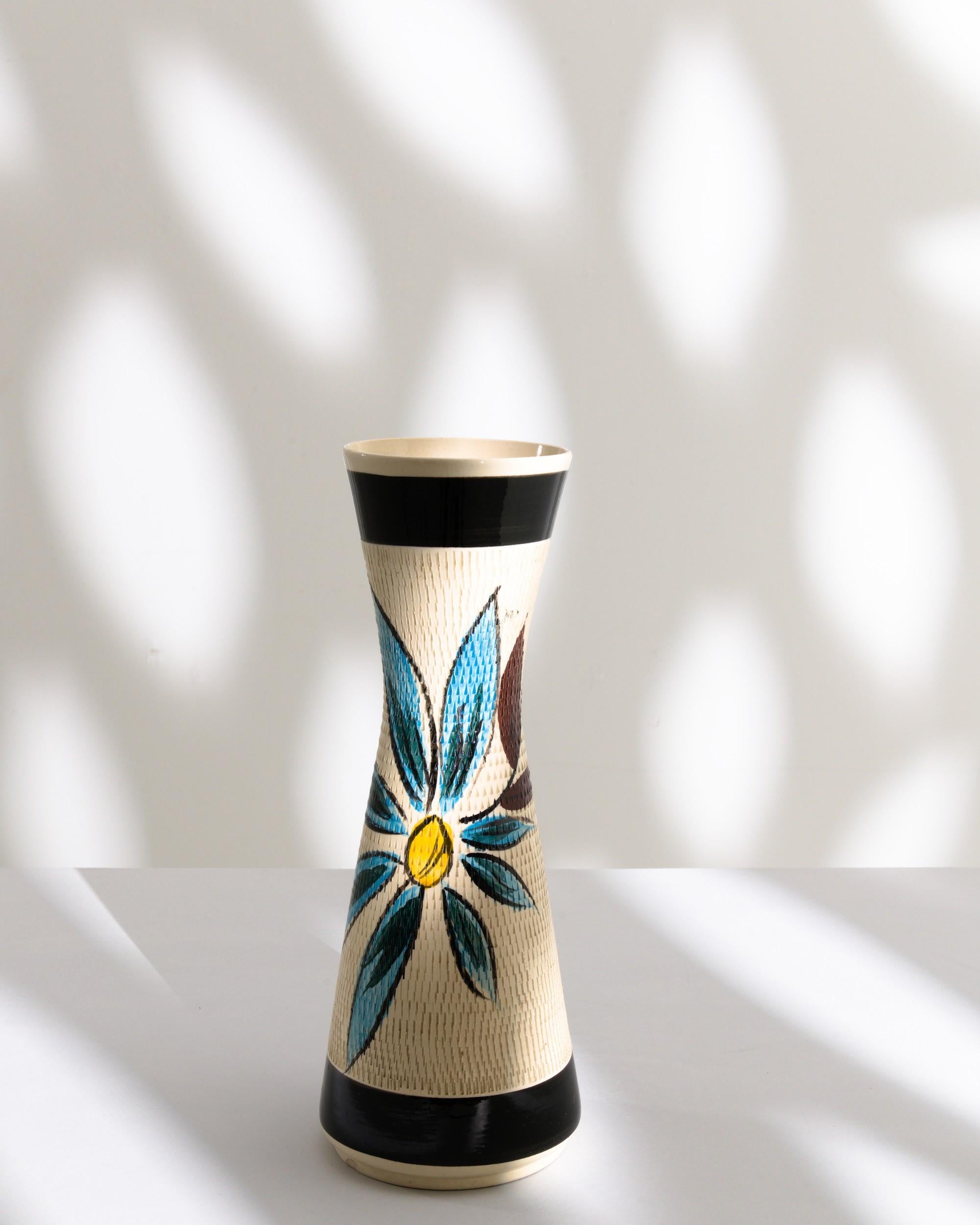 1960s Mid-Century Modern W. Germany Ceramic Vase For Sale 2