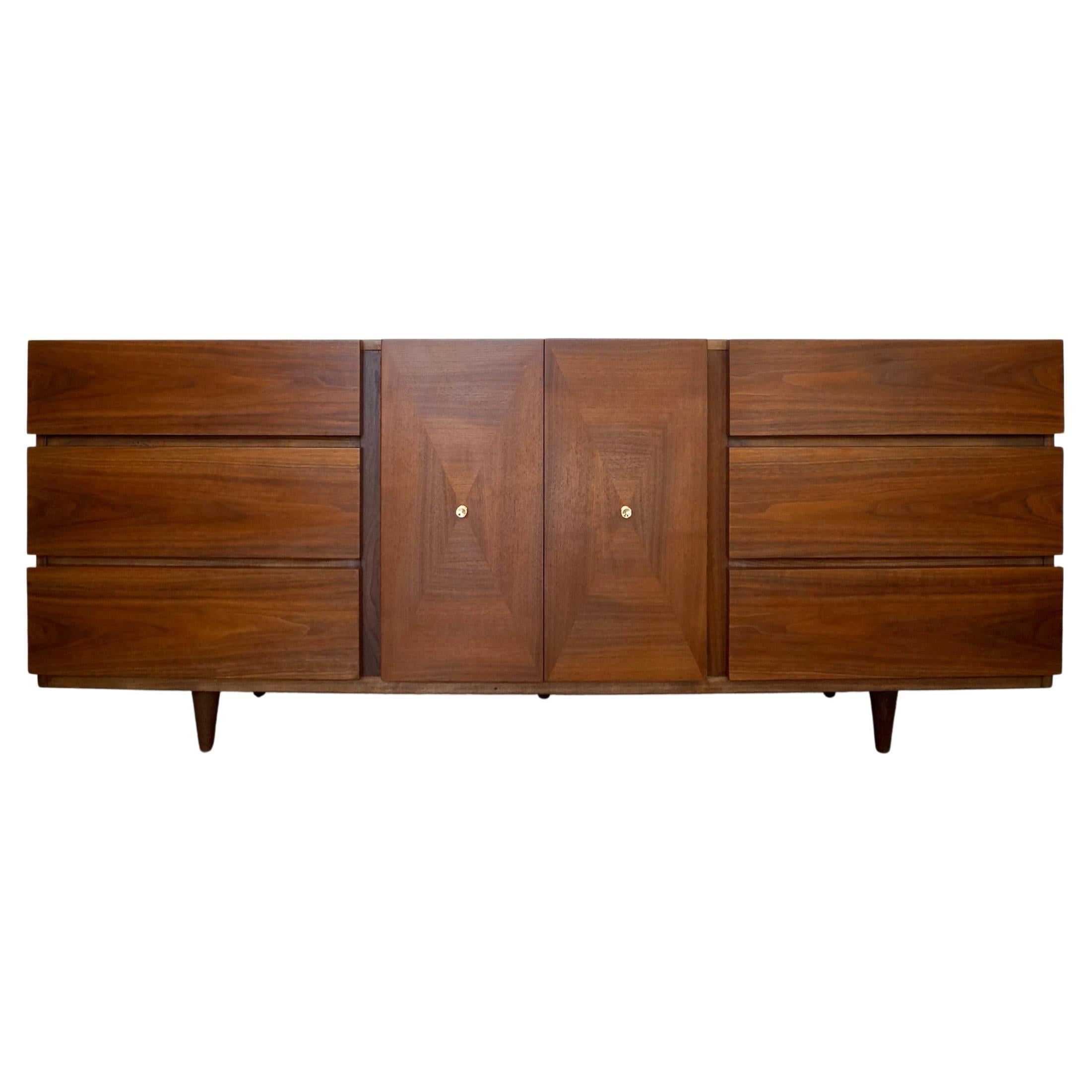 1960s Mid-Century Modern Walnut Credenza / Dresser by American of Martinsville