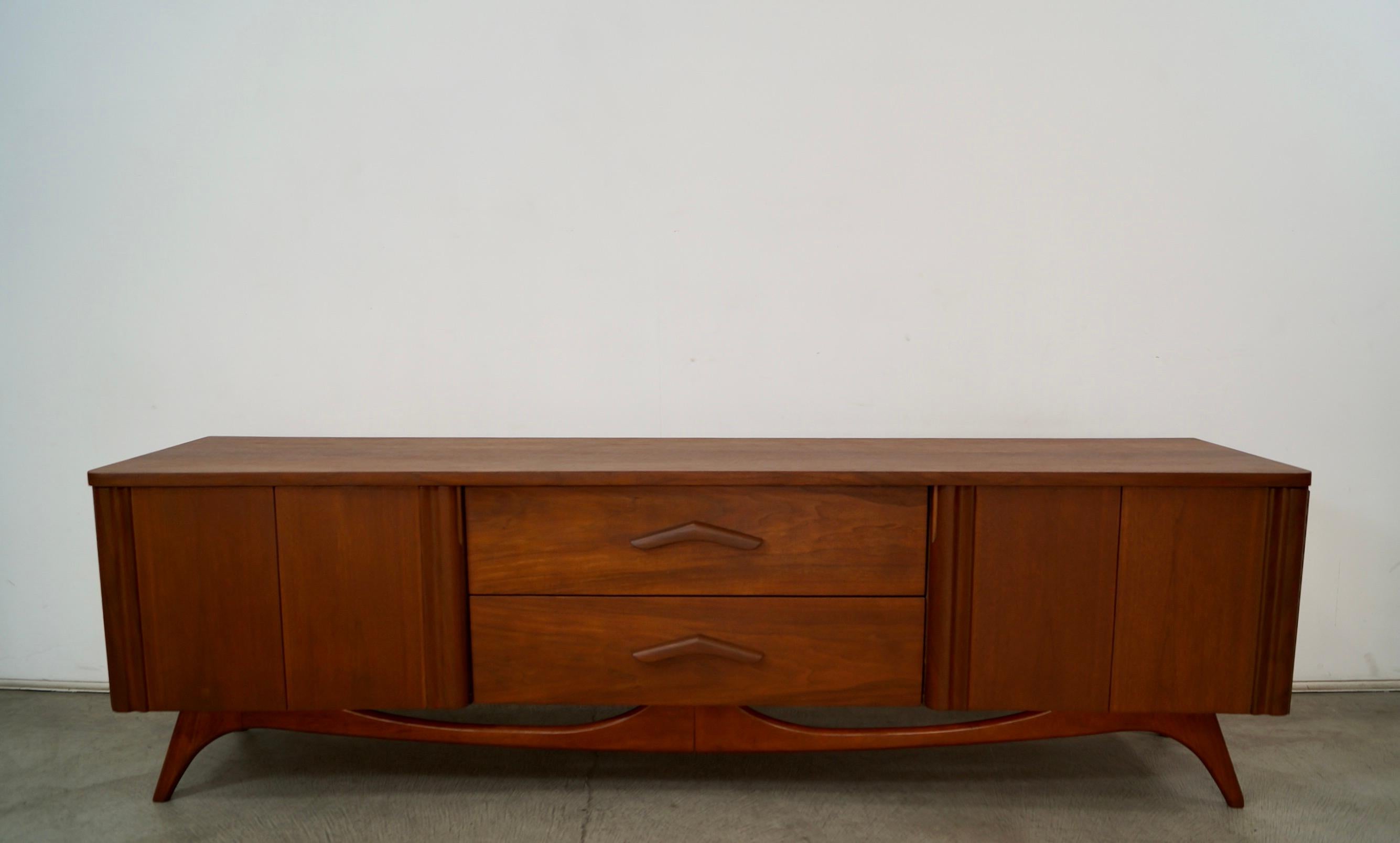 American 1960's Mid-Century Modern Walnut Credenza / Sideboard