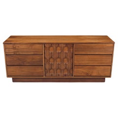 1960s Restored Mid-Century Modern Walnut Credenza with Floating Base