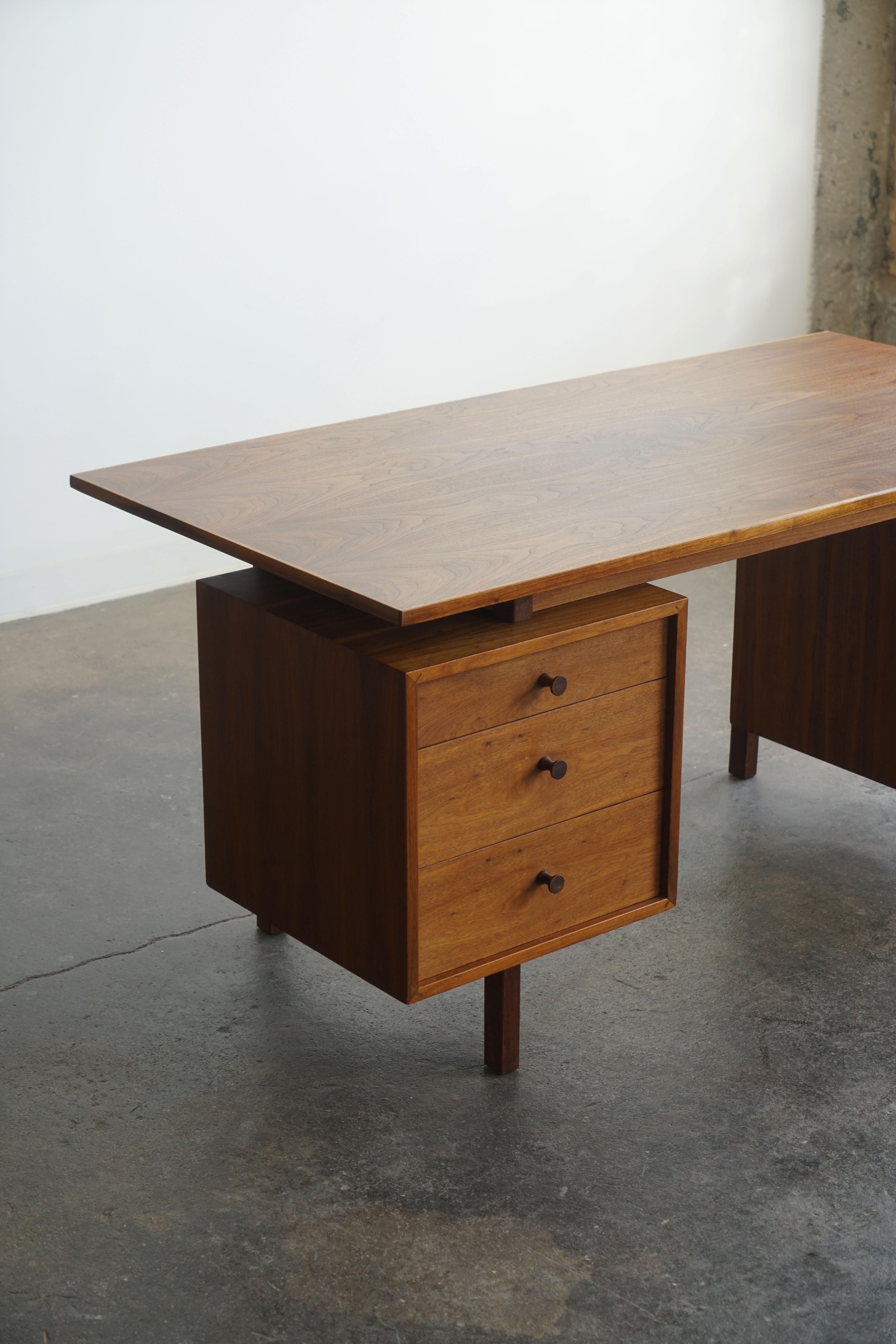 Mid-Century Modern 1960's Mid Century Modern Walnut Executive desk with floating top For Sale