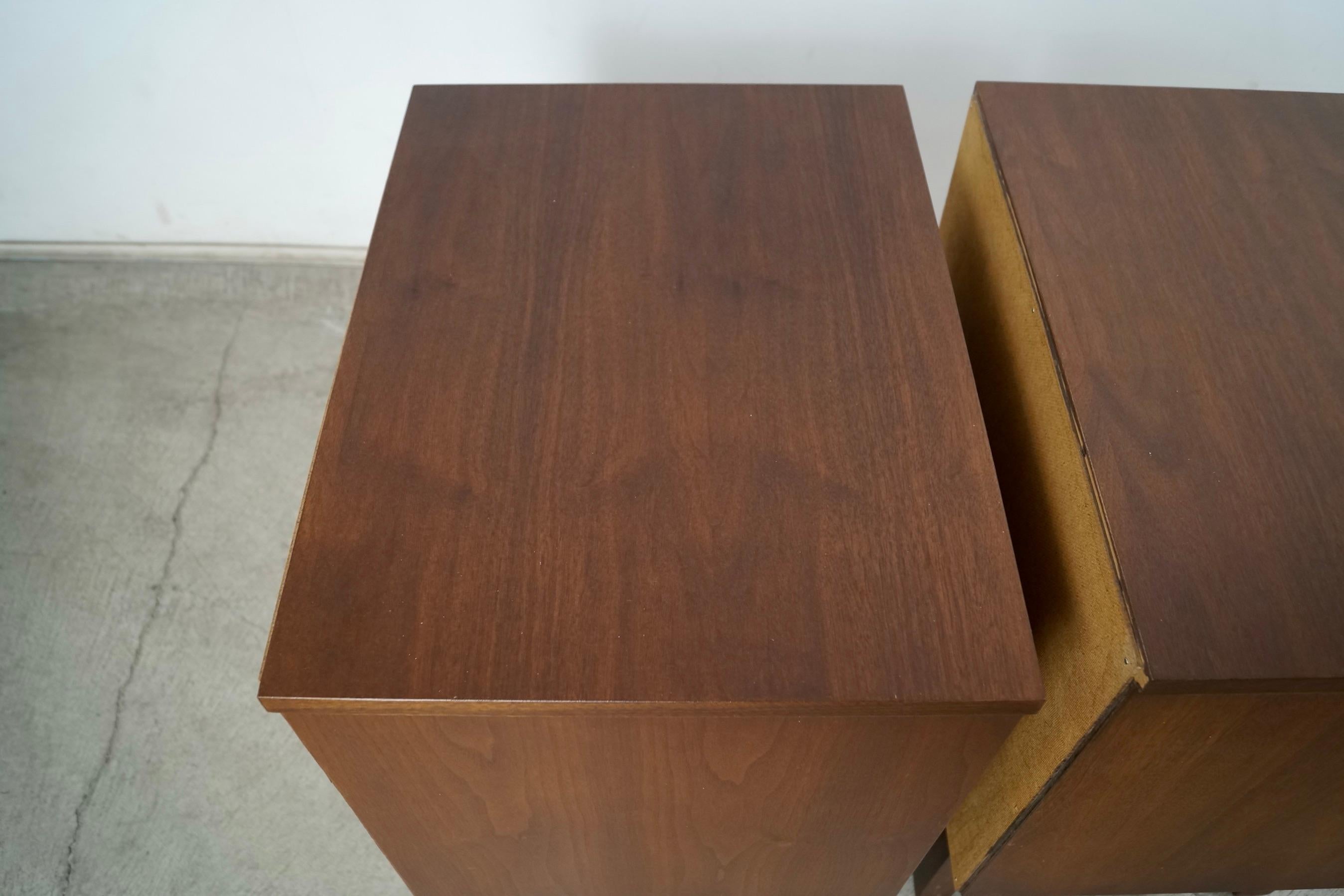 1960's Mid-Century Modern Walnut Nightstands - a Pair For Sale 7