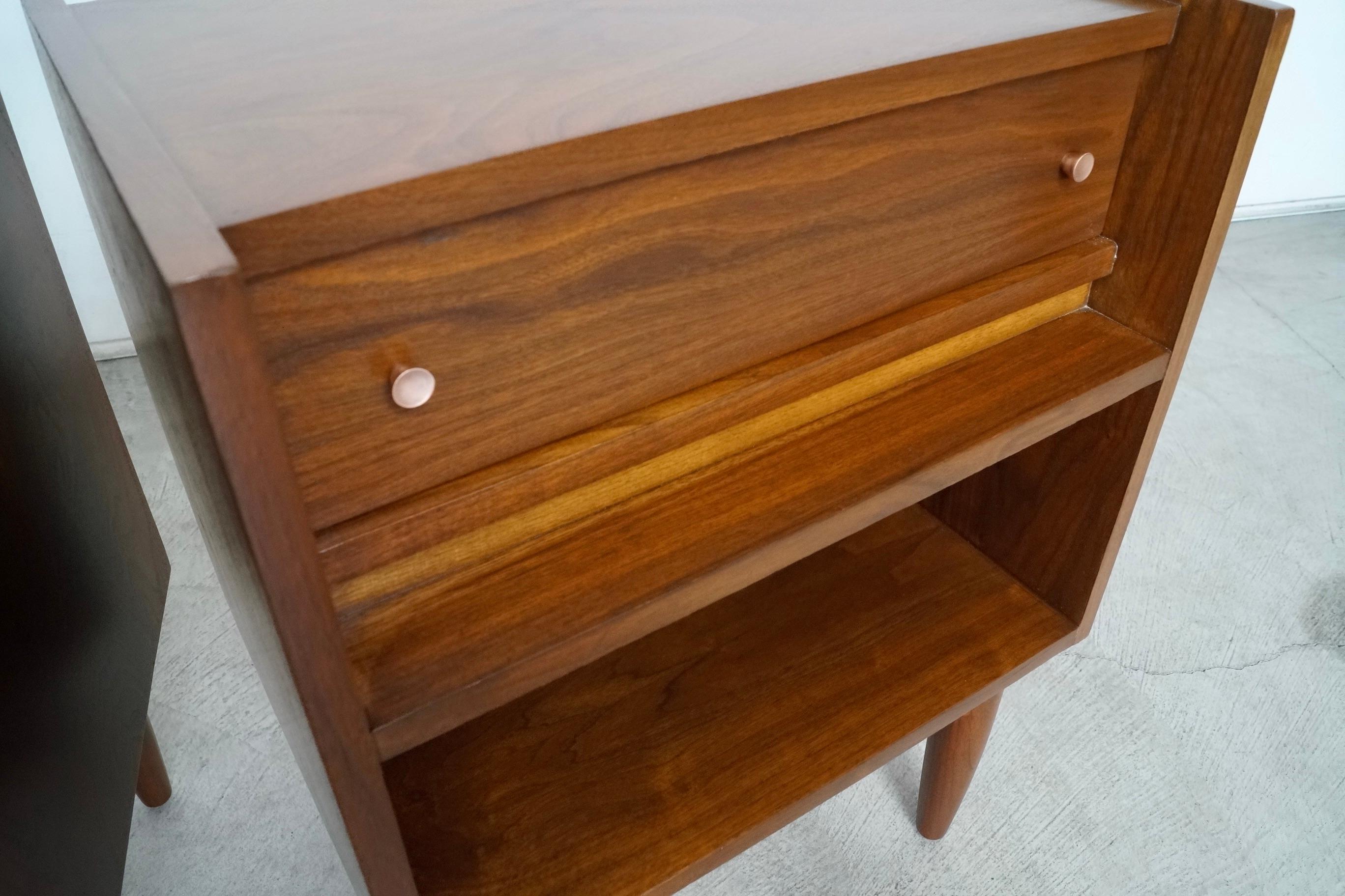 1960's Mid-Century Modern Walnut Nightstands - a Pair 11