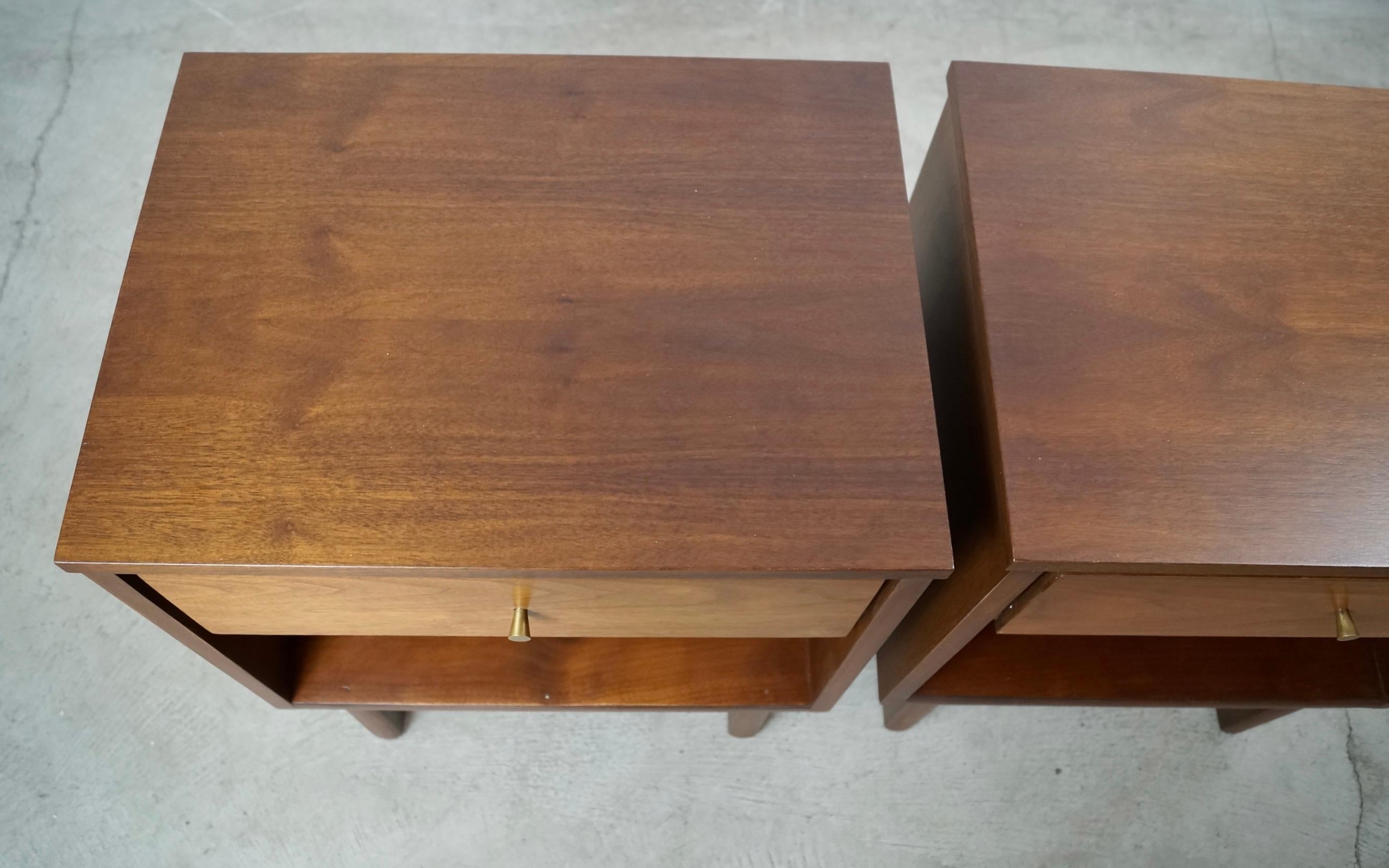 1960's Mid-Century Modern Walnut Nightstands - a Pair For Sale 14