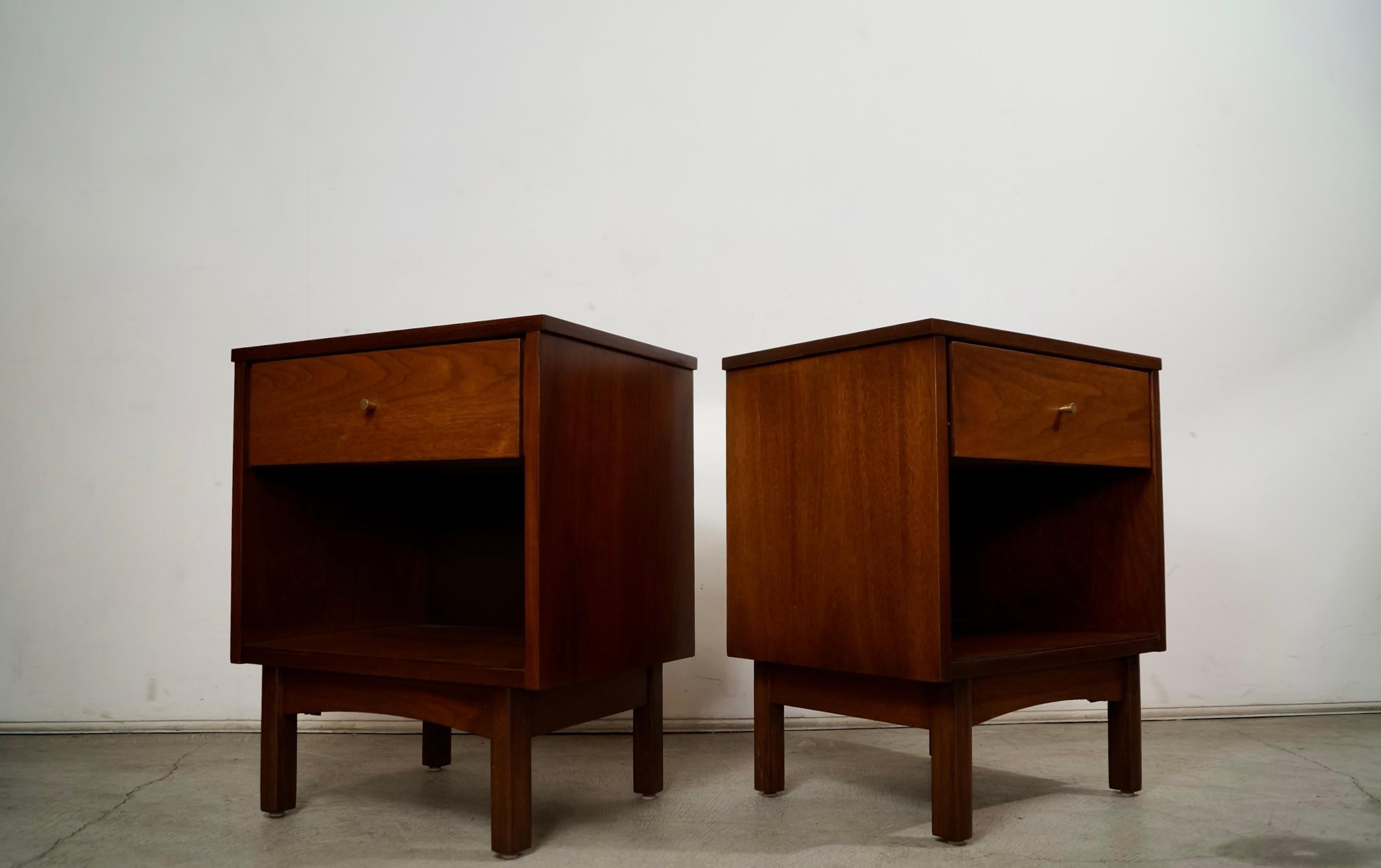 1960's Mid-Century Modern Walnut Nightstands - a Pair For Sale 2